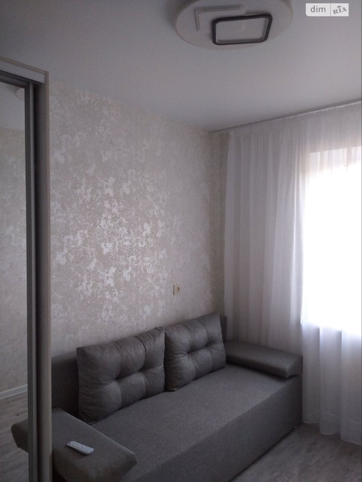 чотирикімнатна квартира в Одесі, район Черемушки, на вул. Євгена Танцюри 61 в довготривалу оренду помісячно фото 1 чотирикімнатна квартира в Одесі, район Черемушки, на вул. Євгена Танцюри 61 в довготривалу оренду помісячно фото 1