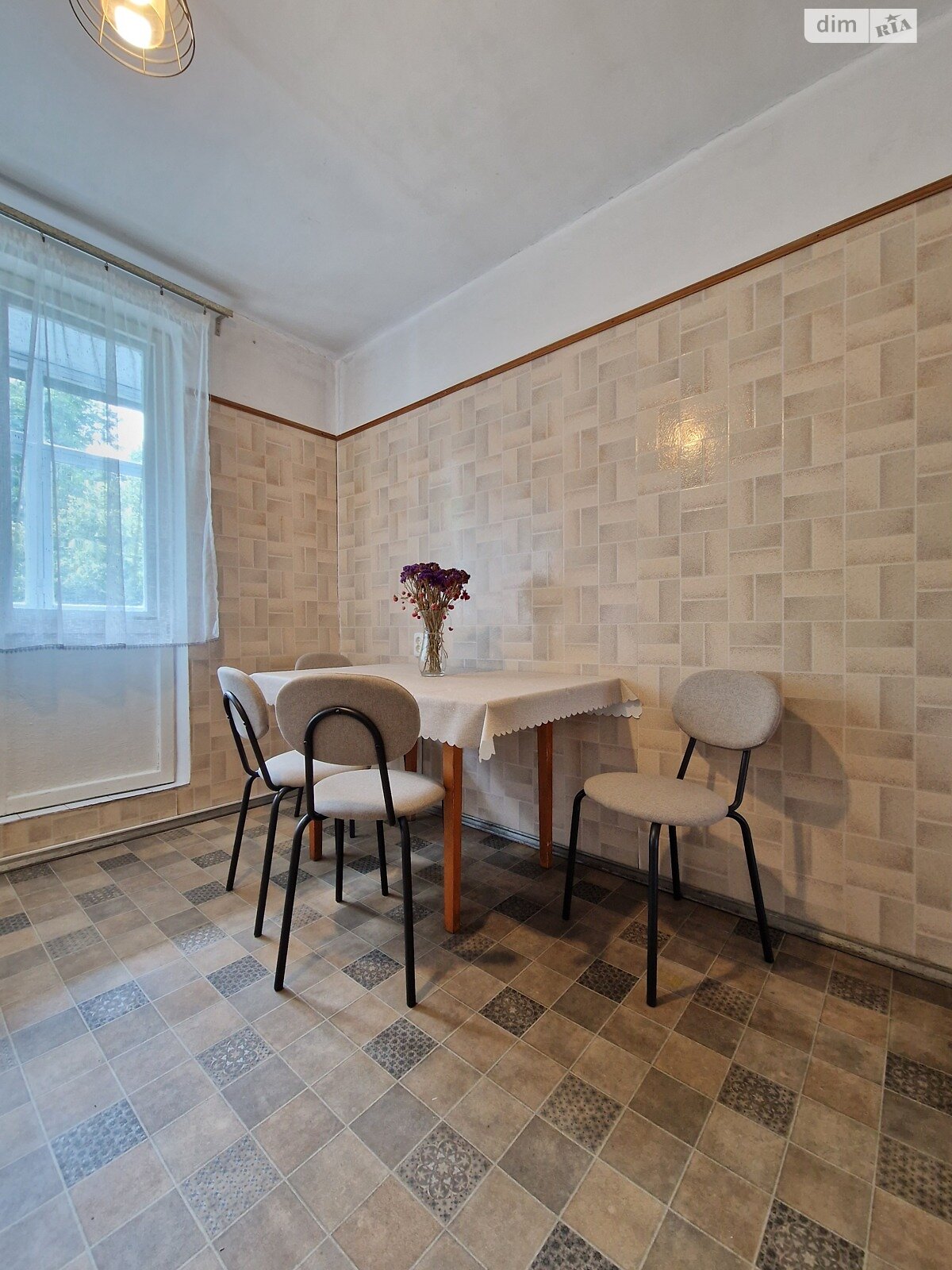 двухкомнатная квартира в Одессе, район Черемушки, на пер. Анатра в аренду на долгий срок помесячно фото 1 двухкомнатная квартира в Одессе, район Черемушки, на пер. Анатра в аренду на долгий срок помесячно фото 1