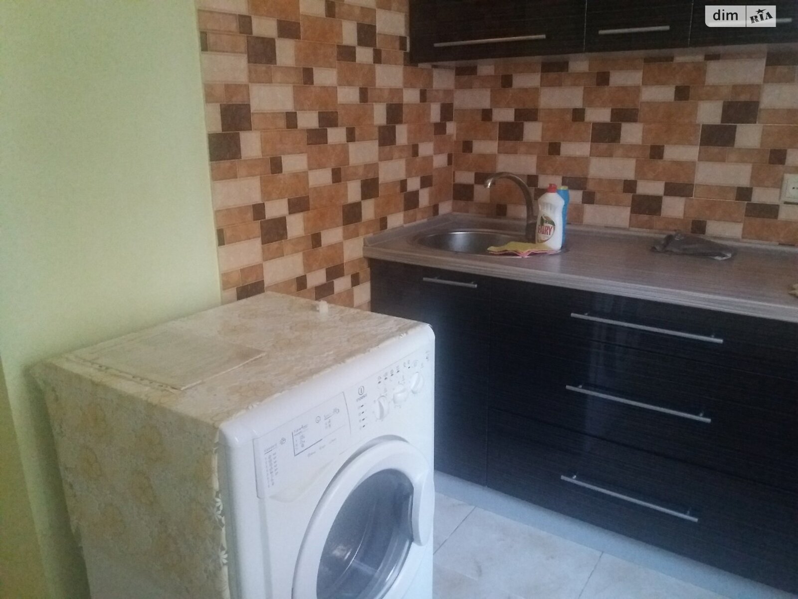 однокомнатная квартира в Одессе, район Черемушки, на ул. Ивана и Юрия Лип в аренду на долгий срок помесячно фото 1