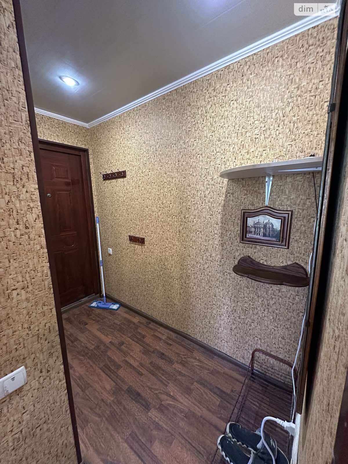 трехкомнатная квартира в Одессе, район Черемушки, на ул. Космонавтов 62 в аренду на долгий срок помесячно фото 1 трехкомнатная квартира в Одессе, район Черемушки, на ул. Космонавтов 62 в аренду на долгий срок помесячно фото 1