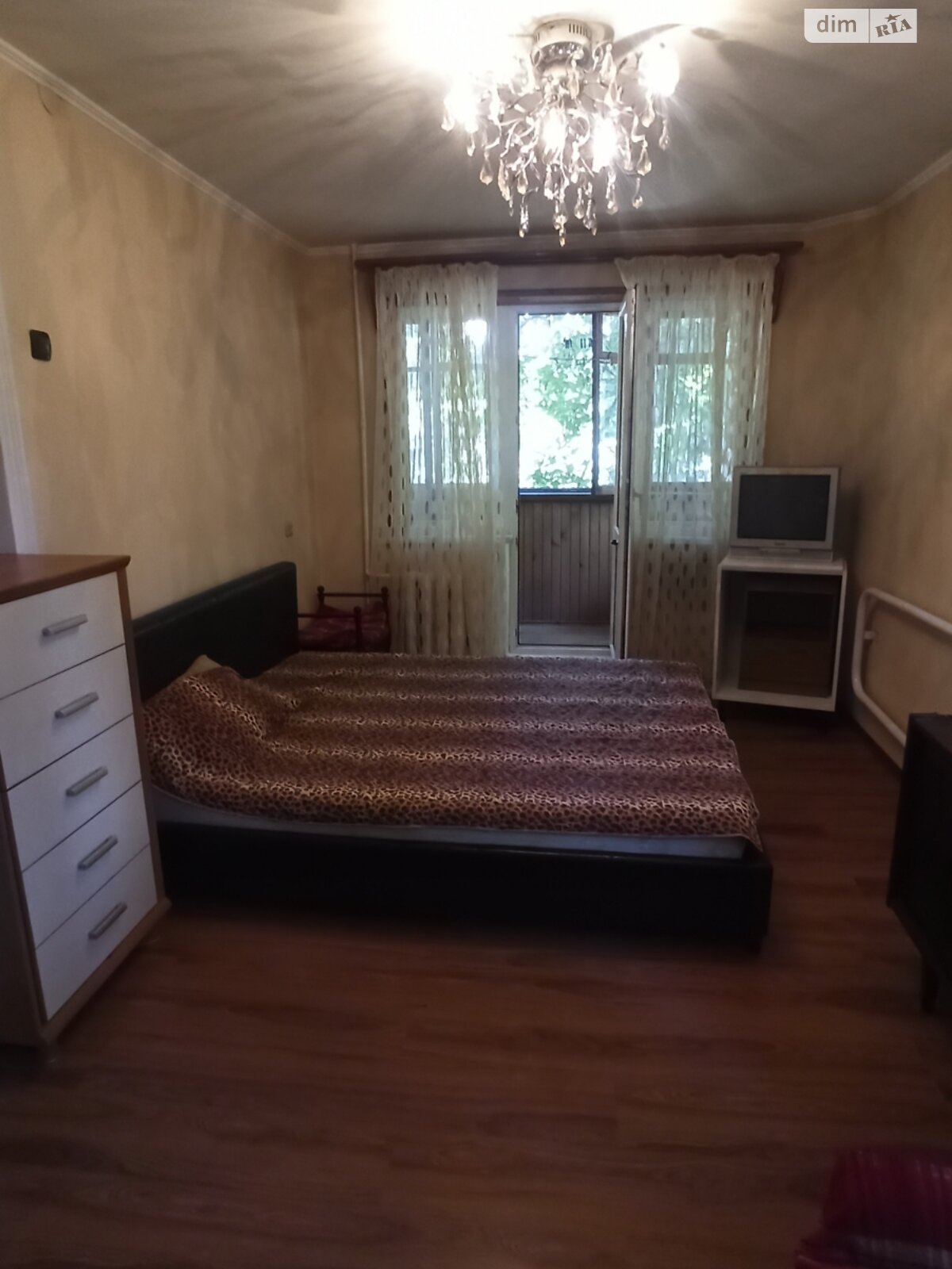 однокомнатная квартира в Одессе, район Черемушки, на ул. Космонавтов 13А в аренду на долгий срок помесячно фото 1 однокомнатная квартира в Одессе, район Черемушки, на ул. Космонавтов 13А в аренду на долгий срок помесячно фото 1