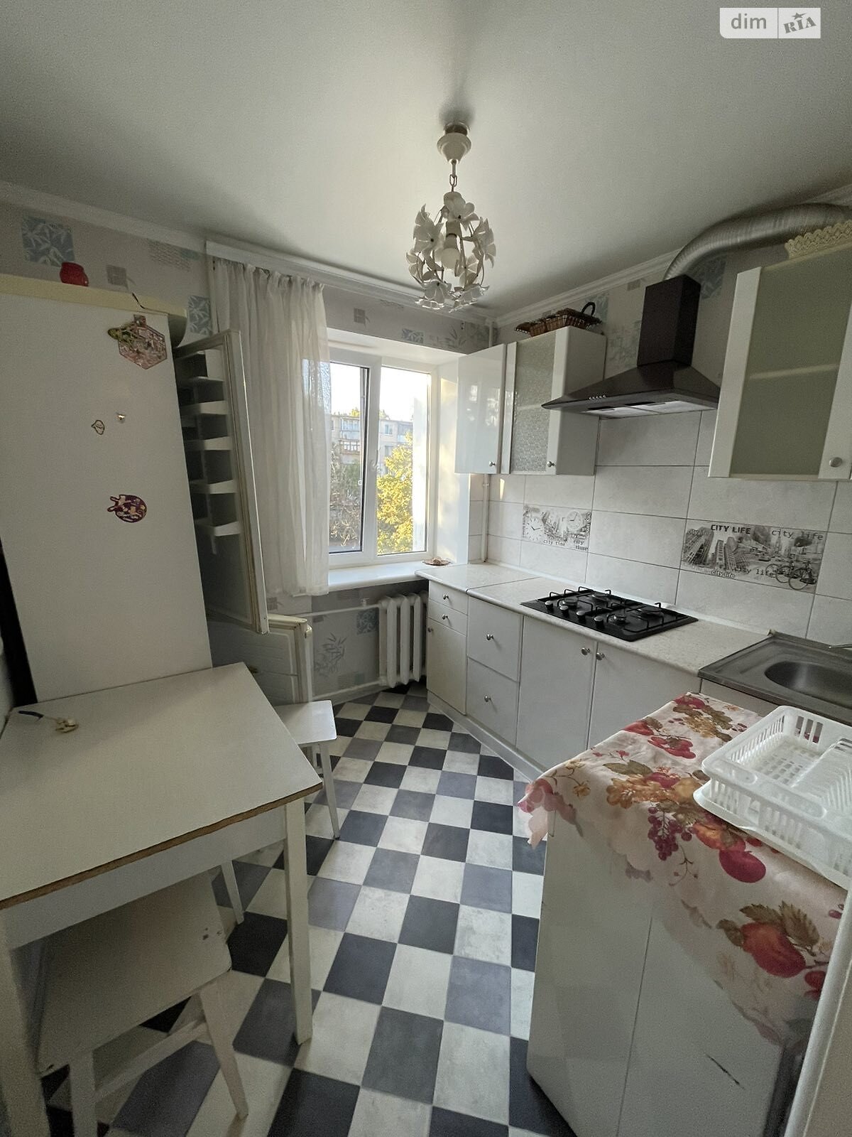 однокімнатна квартира в Одесі, район Черемушки, на вул. Космонавтів в довготривалу оренду помісячно фото 1