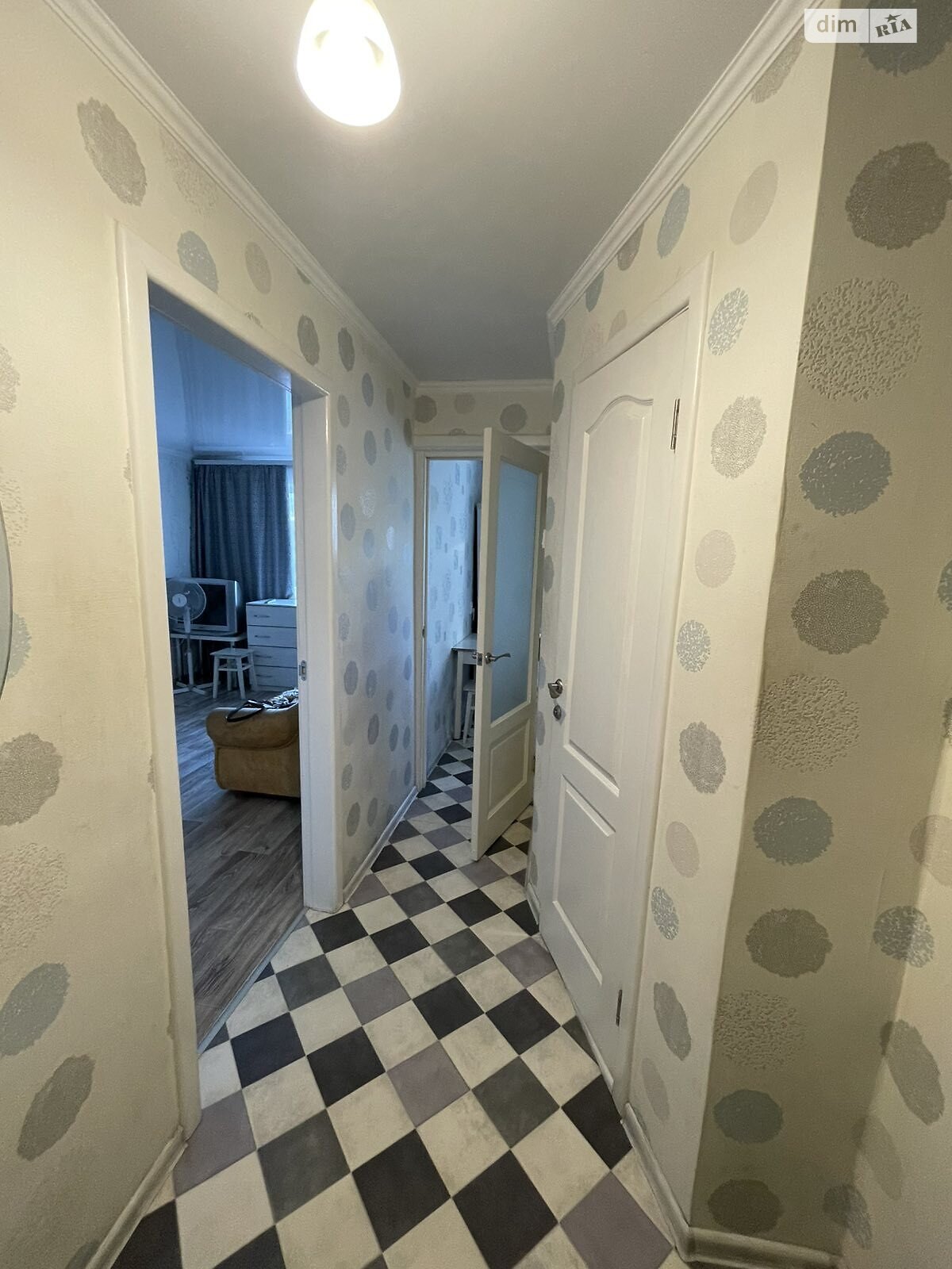 однокімнатна квартира в Одесі, район Черемушки, на вул. Космонавтів в довготривалу оренду помісячно фото 1