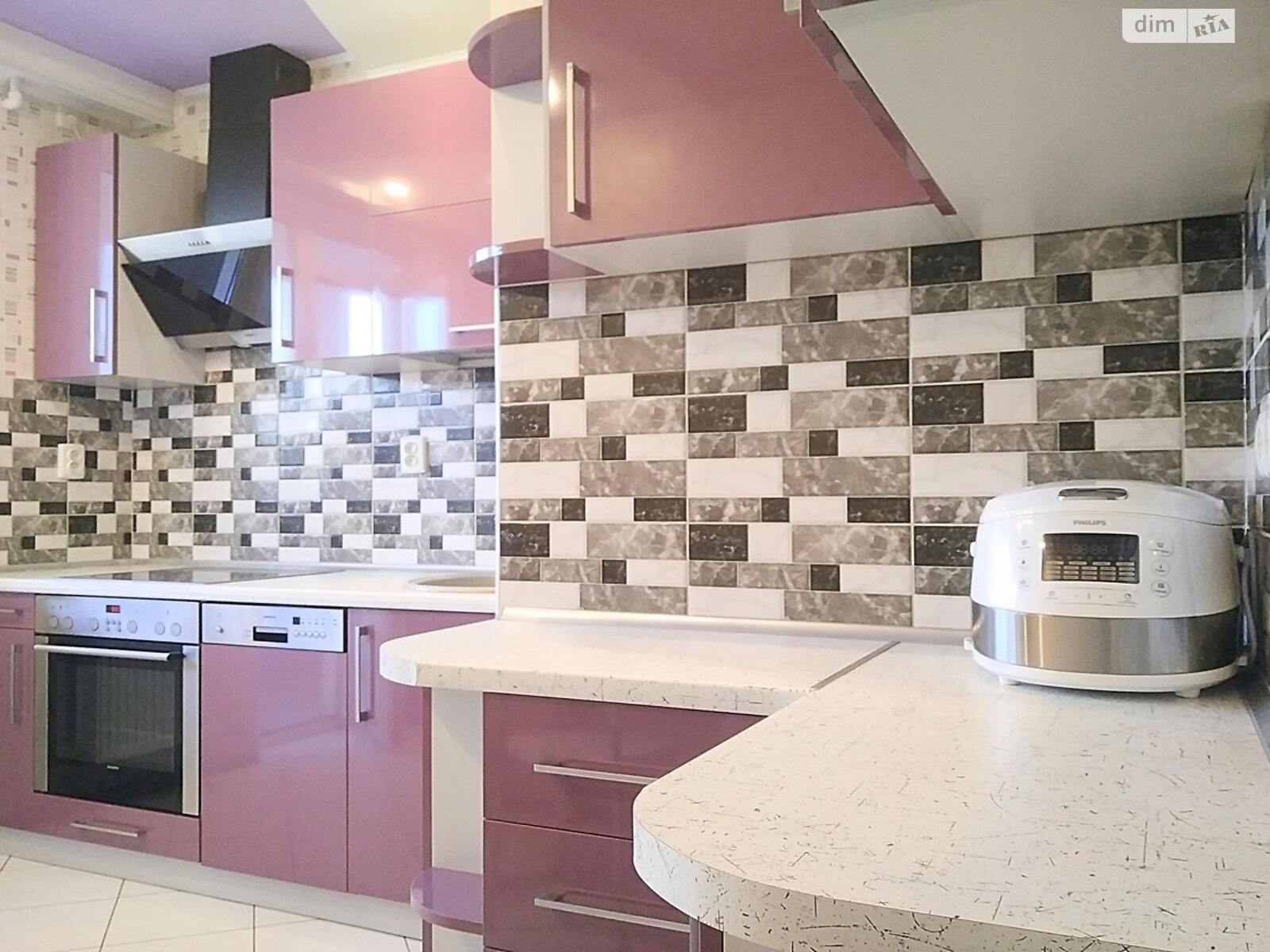 однокімнатна квартира в Одесі, район Черемушки, на вул. Шота Руставелі 9 в довготривалу оренду помісячно фото 1