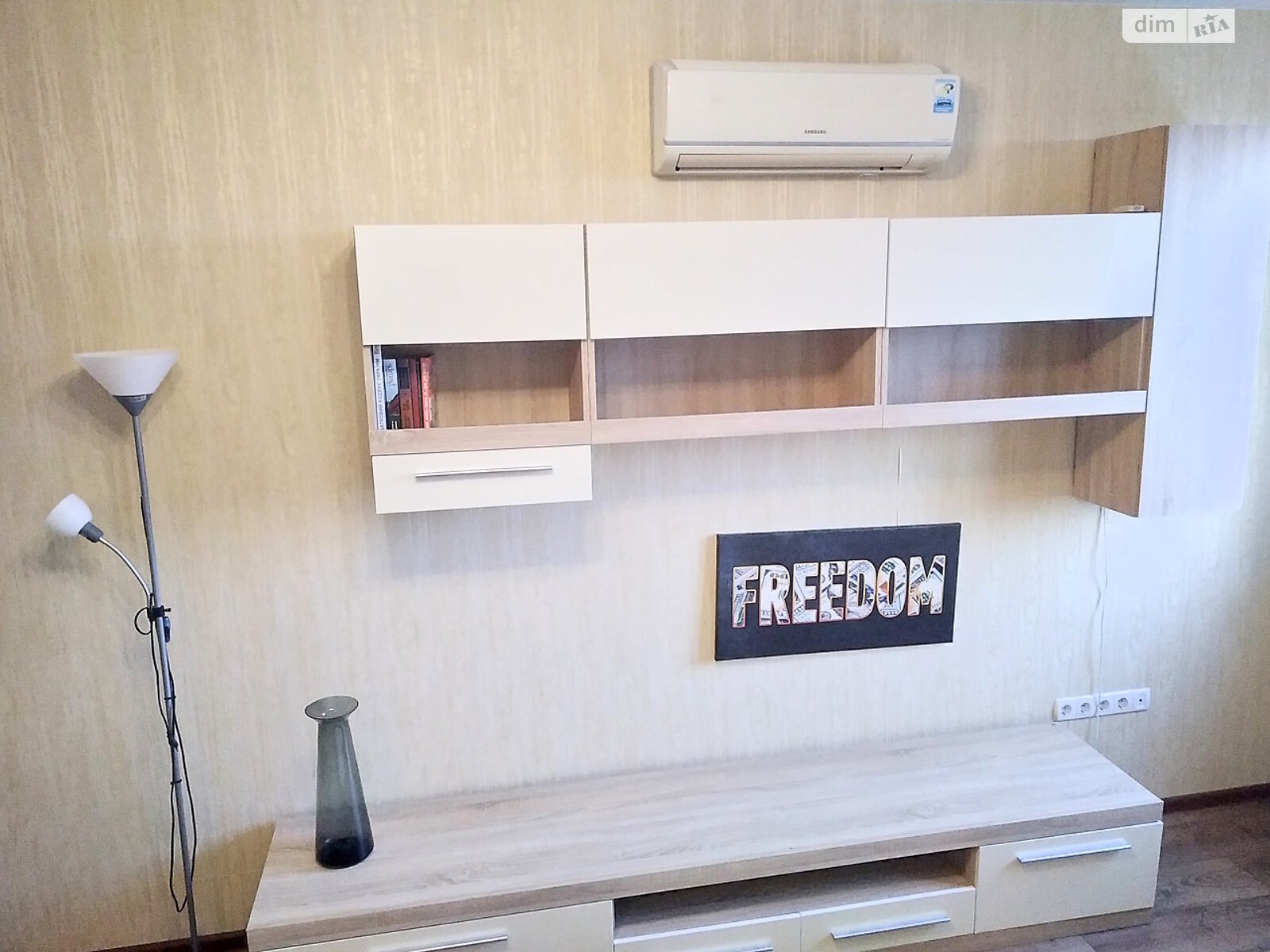 однокімнатна квартира в Одесі, район Черемушки, на вул. Шота Руставелі 9 в довготривалу оренду помісячно фото 1