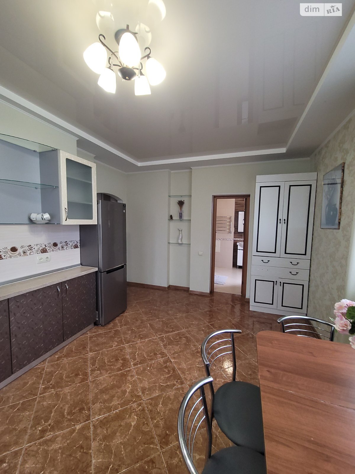 однокімнатна квартира в Одесі, район Черемушки, на вул. Якова Бреуса 63/1 в довготривалу оренду помісячно фото 1