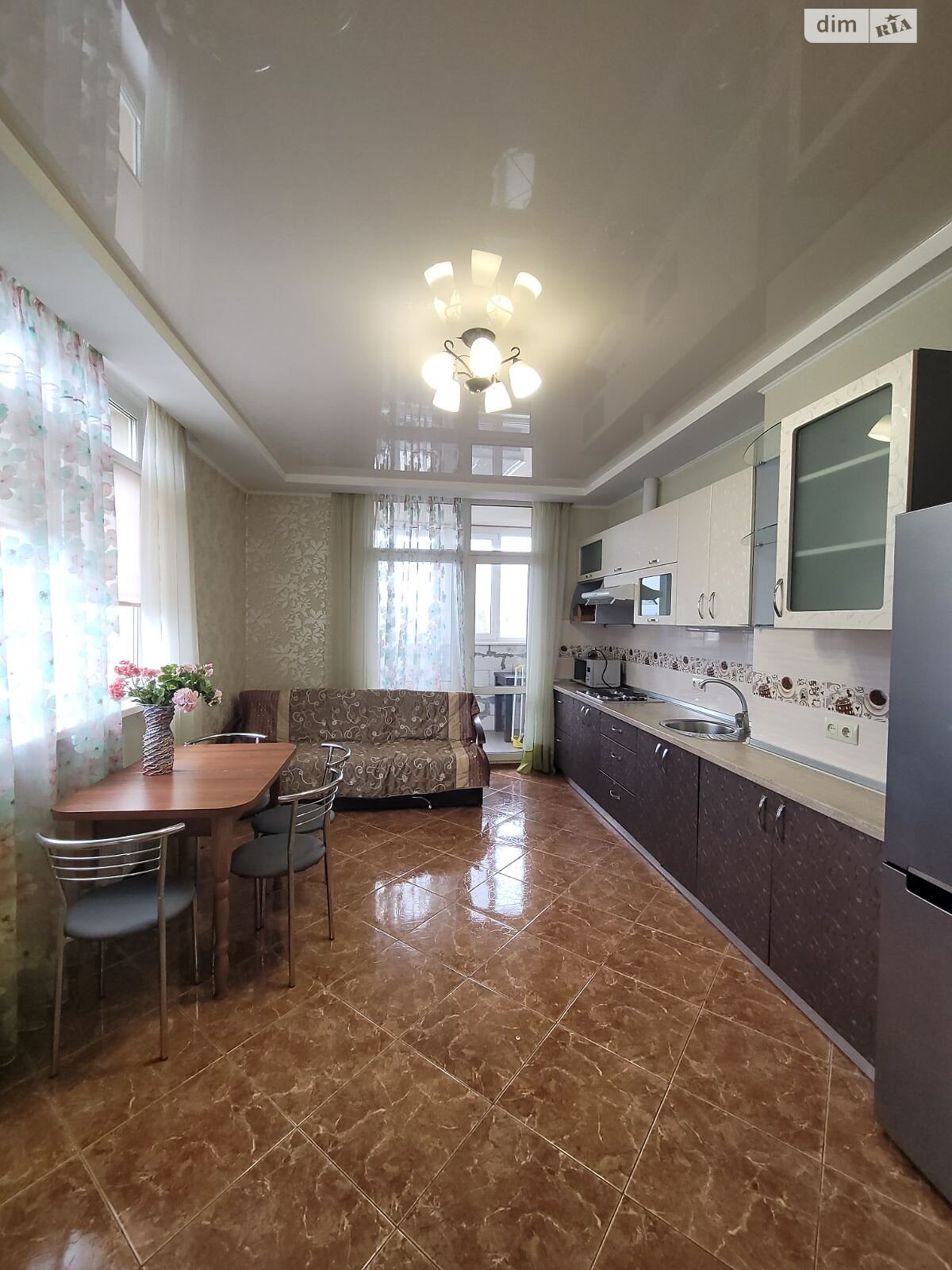 однокімнатна квартира в Одесі, район Черемушки, на вул. Якова Бреуса 63/1 в довготривалу оренду помісячно фото 1