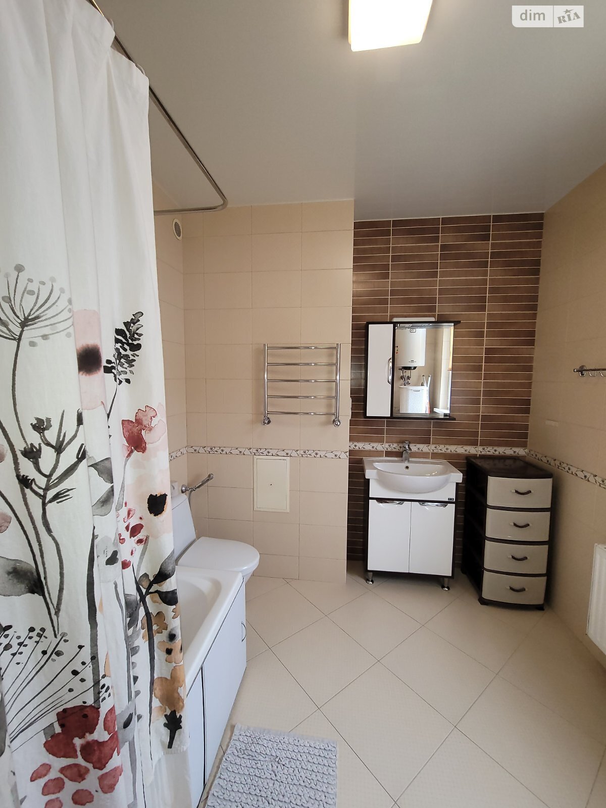 однокімнатна квартира в Одесі, район Черемушки, на вул. Якова Бреуса 63/1 в довготривалу оренду помісячно фото 1