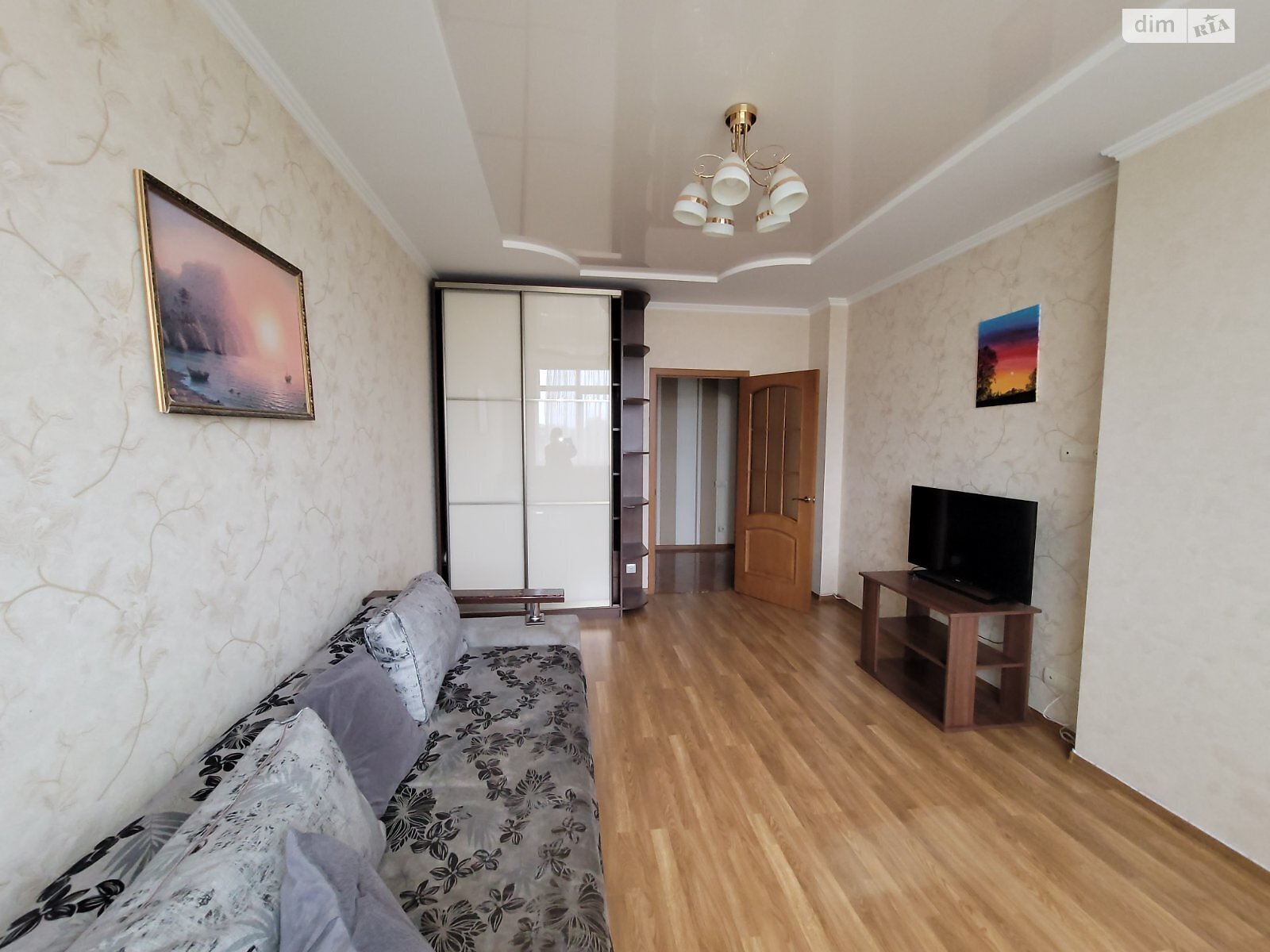 однокімнатна квартира в Одесі, район Черемушки, на вул. Якова Бреуса 63/1 в довготривалу оренду помісячно фото 1