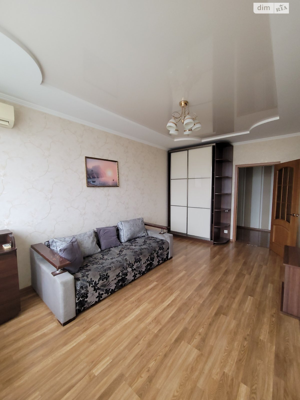 однокімнатна квартира в Одесі, район Черемушки, на вул. Якова Бреуса 63/1 в довготривалу оренду помісячно фото 1