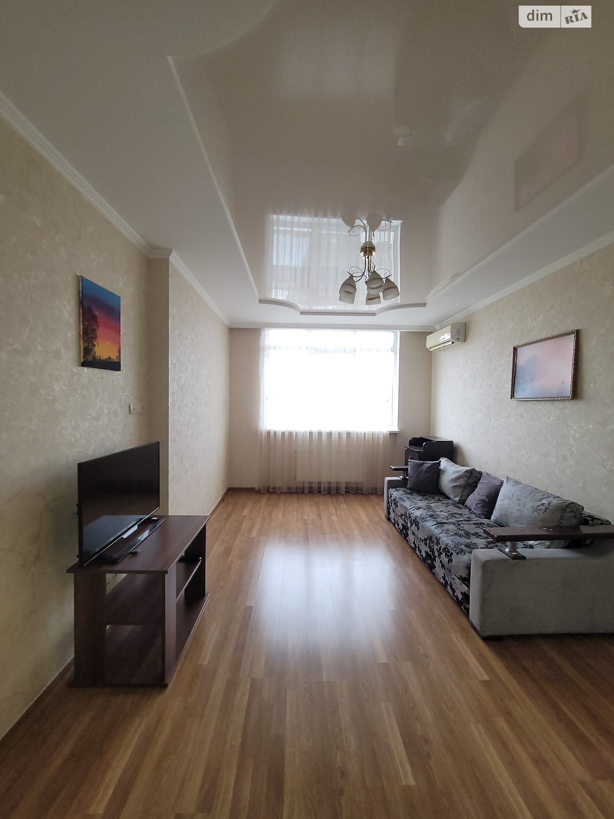 однокімнатна квартира в Одесі, район Черемушки, на вул. Якова Бреуса 63/1 в довготривалу оренду помісячно фото 1