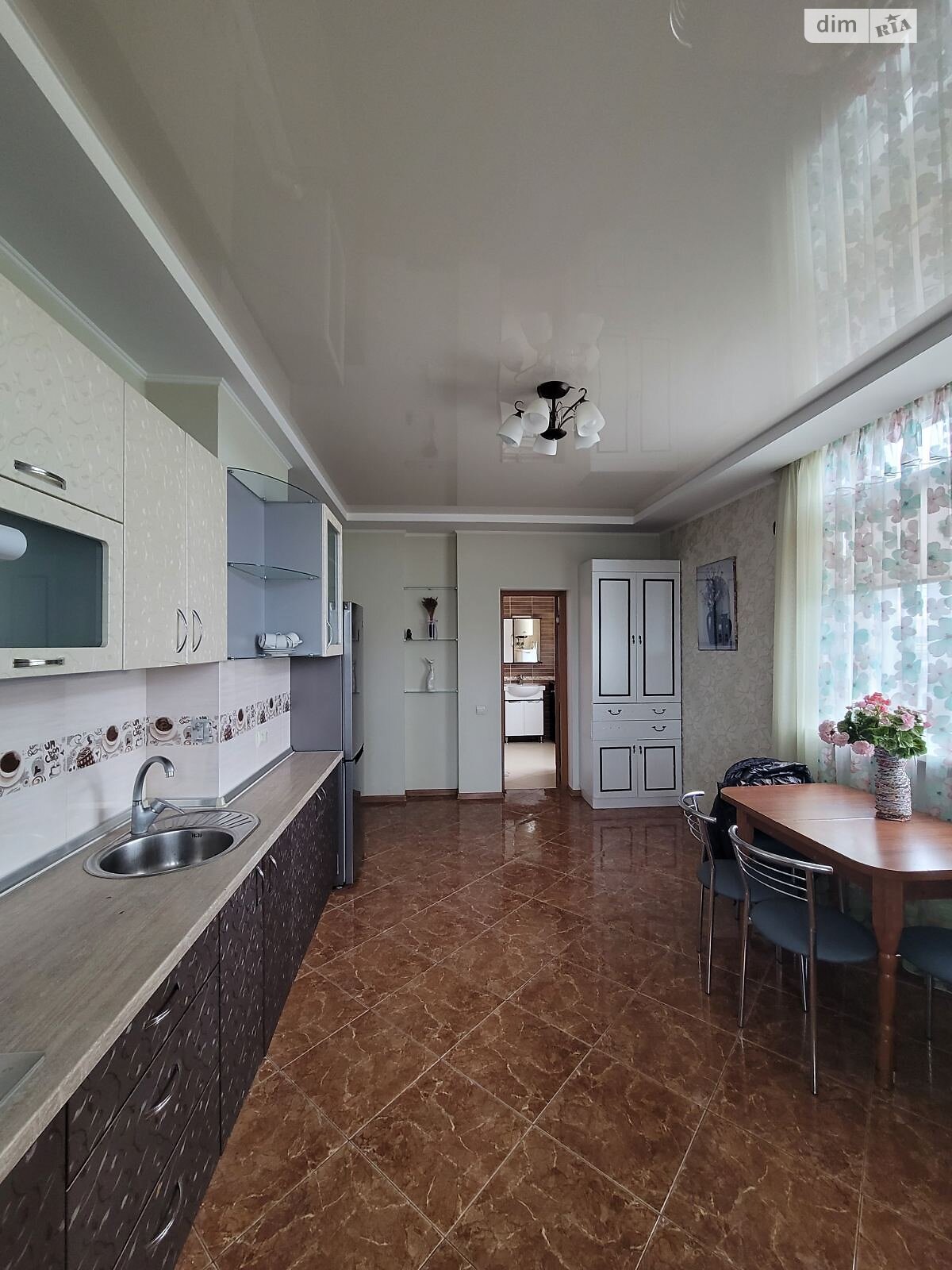 однокімнатна квартира в Одесі, район Черемушки, на вул. Якова Бреуса 63/1 в довготривалу оренду помісячно фото 1