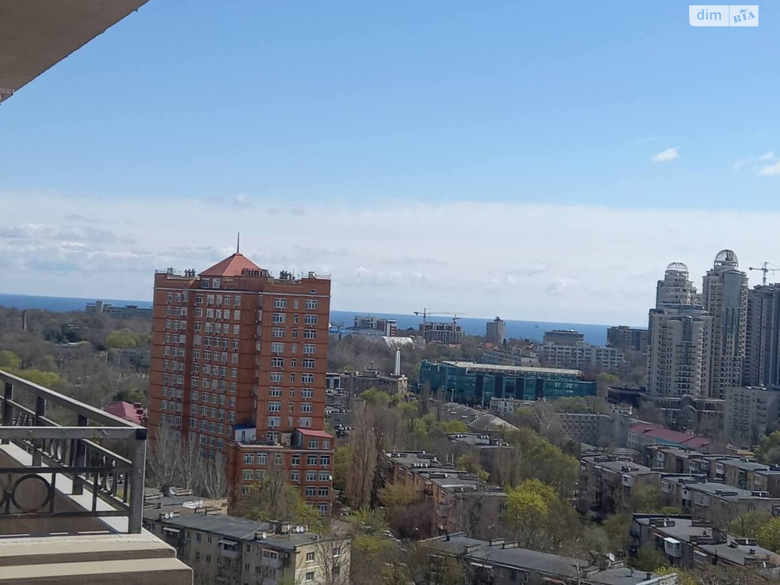 однокомнатная квартира в Одессе, район Чубаевка, на дор. Фонтанская 15/25 в аренду на долгий срок помесячно фото 1 однокомнатная квартира в Одессе, район Чубаевка, на дор. Фонтанская 15/25 в аренду на долгий срок помесячно фото 1