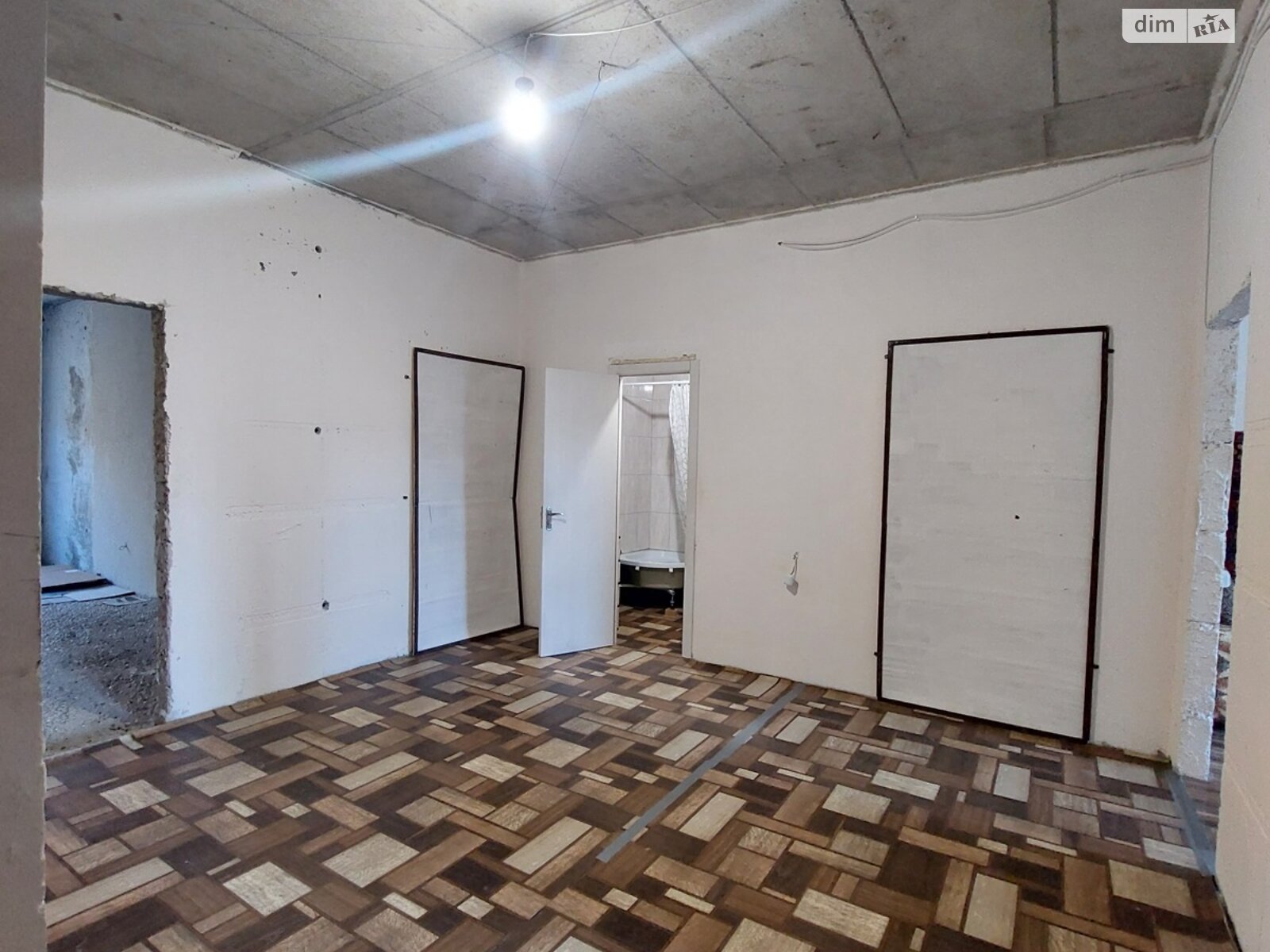 трехкомнатная квартира в Одессе, район Чубаевка, на дор. Фонтанская в аренду на долгий срок помесячно фото 1 трехкомнатная квартира в Одессе, район Чубаевка, на дор. Фонтанская в аренду на долгий срок помесячно фото 1