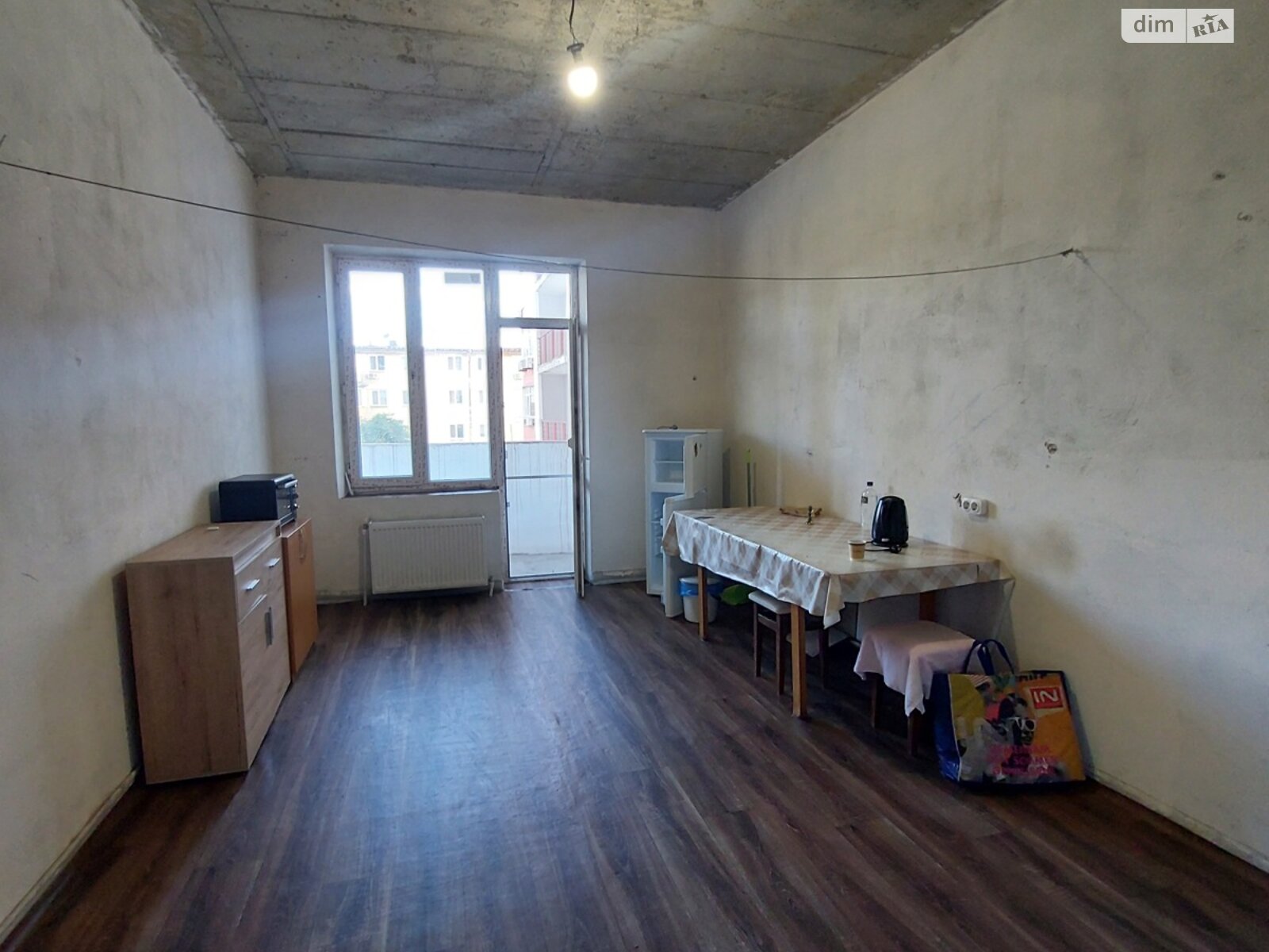 трехкомнатная квартира в Одессе, район Чубаевка, на дор. Фонтанская в аренду на долгий срок помесячно фото 1 трехкомнатная квартира в Одессе, район Чубаевка, на дор. Фонтанская в аренду на долгий срок помесячно фото 1