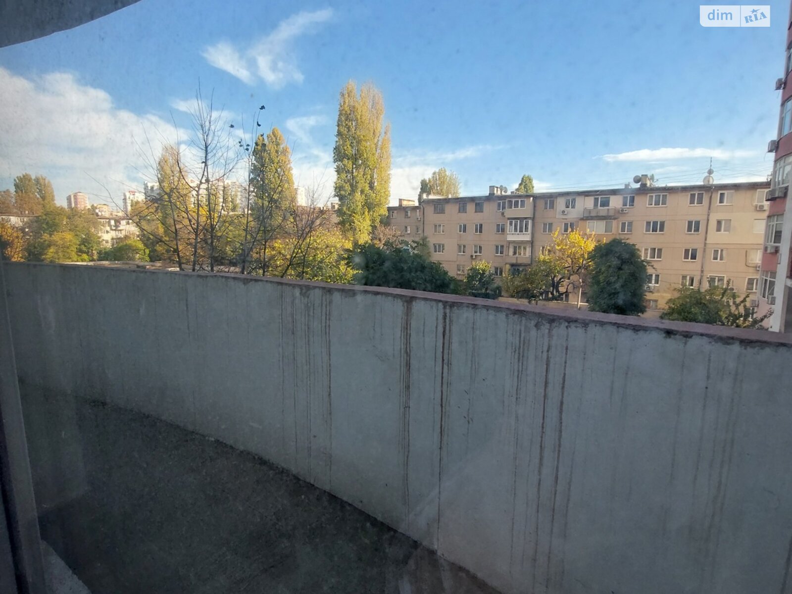 трехкомнатная квартира в Одессе, район Чубаевка, на дор. Фонтанская в аренду на долгий срок помесячно фото 1 трехкомнатная квартира в Одессе, район Чубаевка, на дор. Фонтанская в аренду на долгий срок помесячно фото 1