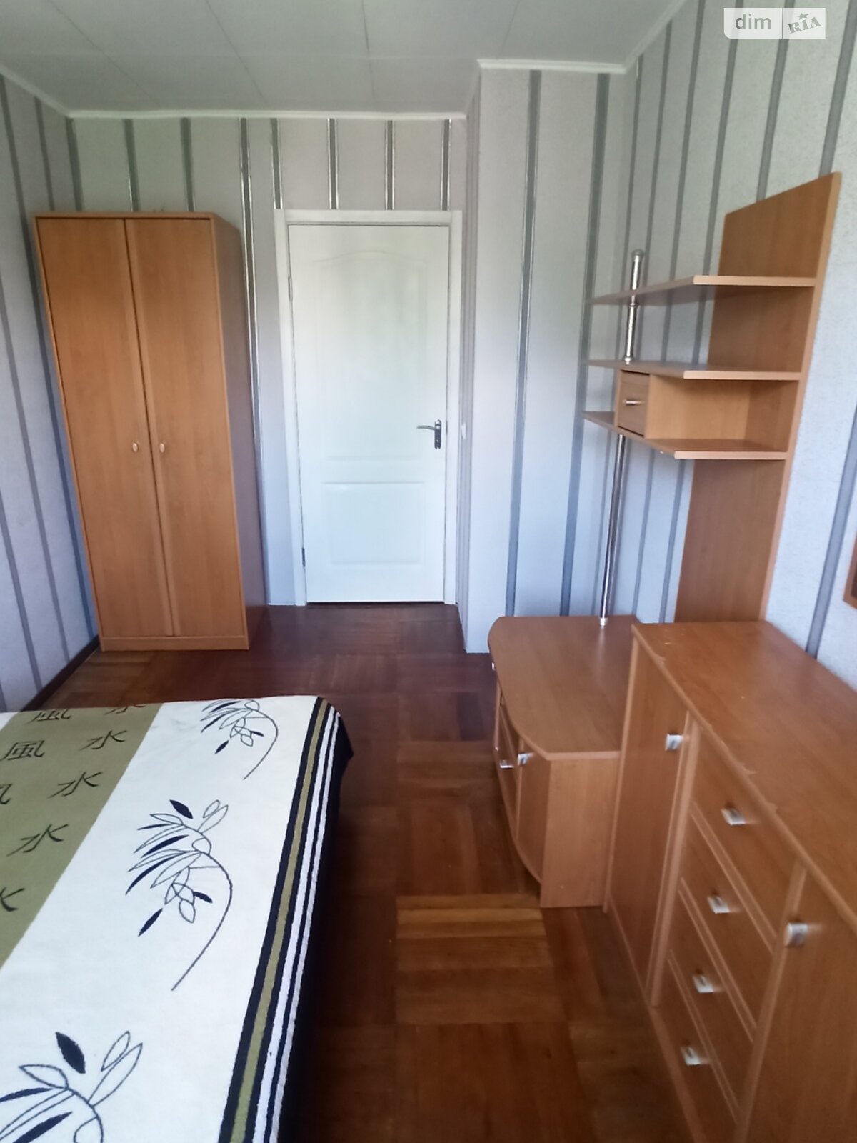 трехкомнатная квартира в Одессе, район Приморский, на ул. Ивана Франко 39 в аренду на долгий срок помесячно фото 1 трехкомнатная квартира в Одессе, район Приморский, на ул. Ивана Франко 39 в аренду на долгий срок помесячно фото 1
