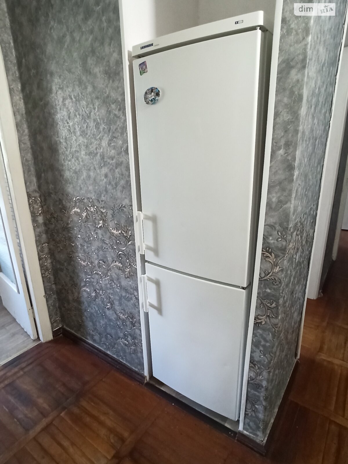 трехкомнатная квартира в Одессе, район Приморский, на ул. Ивана Франко 39 в аренду на долгий срок помесячно фото 1 трехкомнатная квартира в Одессе, район Приморский, на ул. Ивана Франко 39 в аренду на долгий срок помесячно фото 1