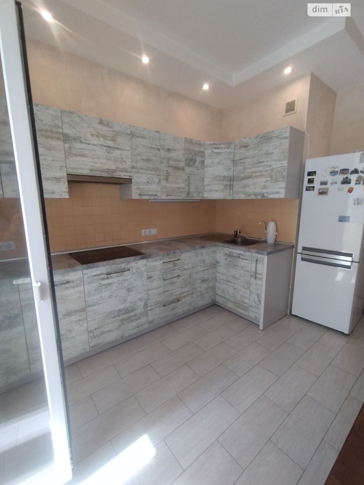 однокімнатна квартира в Одесі, район Чубаївка, на вул. Люстдорфська дорога 55 корпус 2 в довготривалу оренду помісячно фото 1