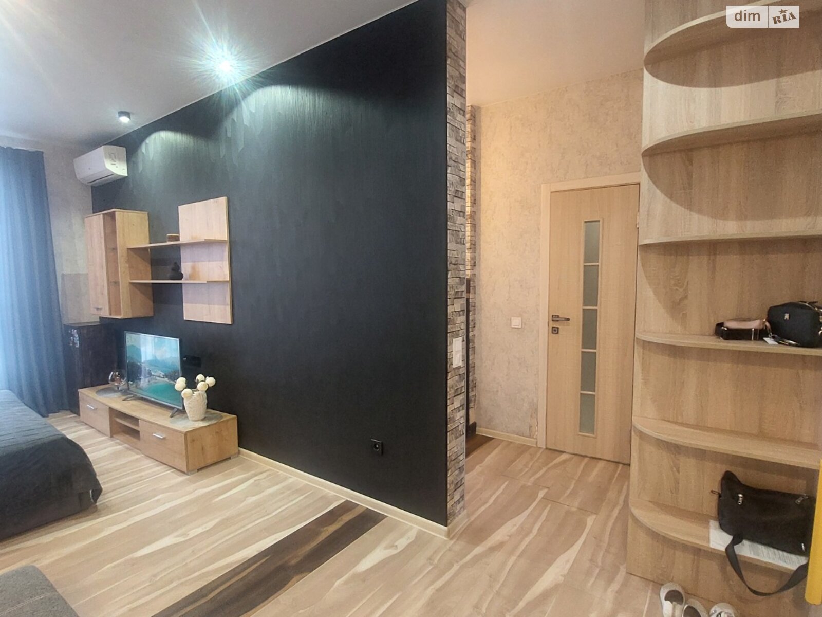 однокомнатная квартира в Одессе, район Чубаевка, на ул. Люстдорфская дорога 55/2 корпус 4 в аренду на долгий срок помесячно фото 1