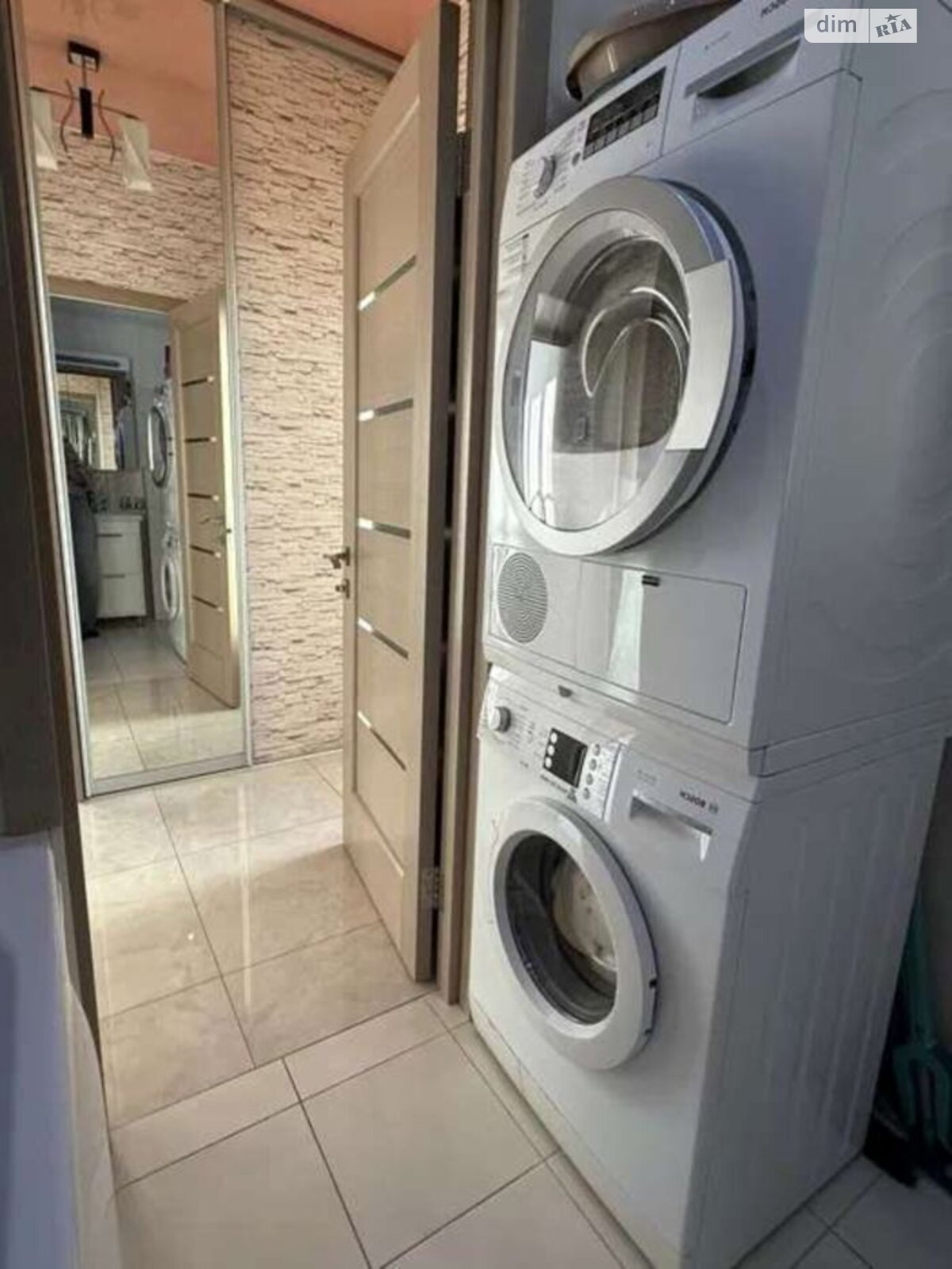 однокомнатная квартира в Одессе, район Чубаевка, на ул. Люстдорфская дорога 55/2 корпус 5 в аренду на долгий срок помесячно фото 1 однокомнатная квартира в Одессе, район Чубаевка, на ул. Люстдорфская дорога 55/2 корпус 5 в аренду на долгий срок помесячно фото 1