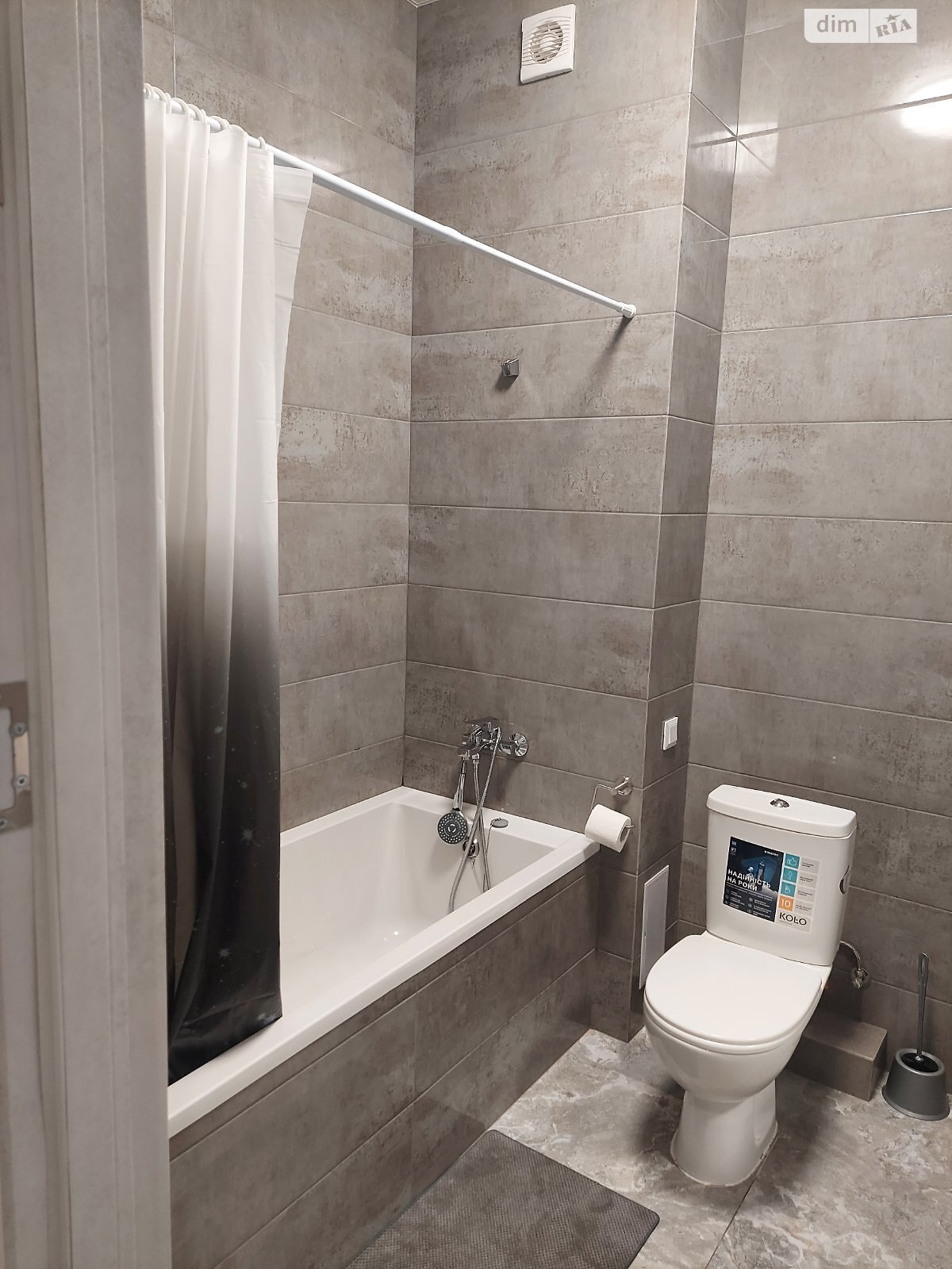 однокомнатная квартира в Одессе, на ул. Дача Ковалевского 91 в аренду на долгий срок помесячно фото 1