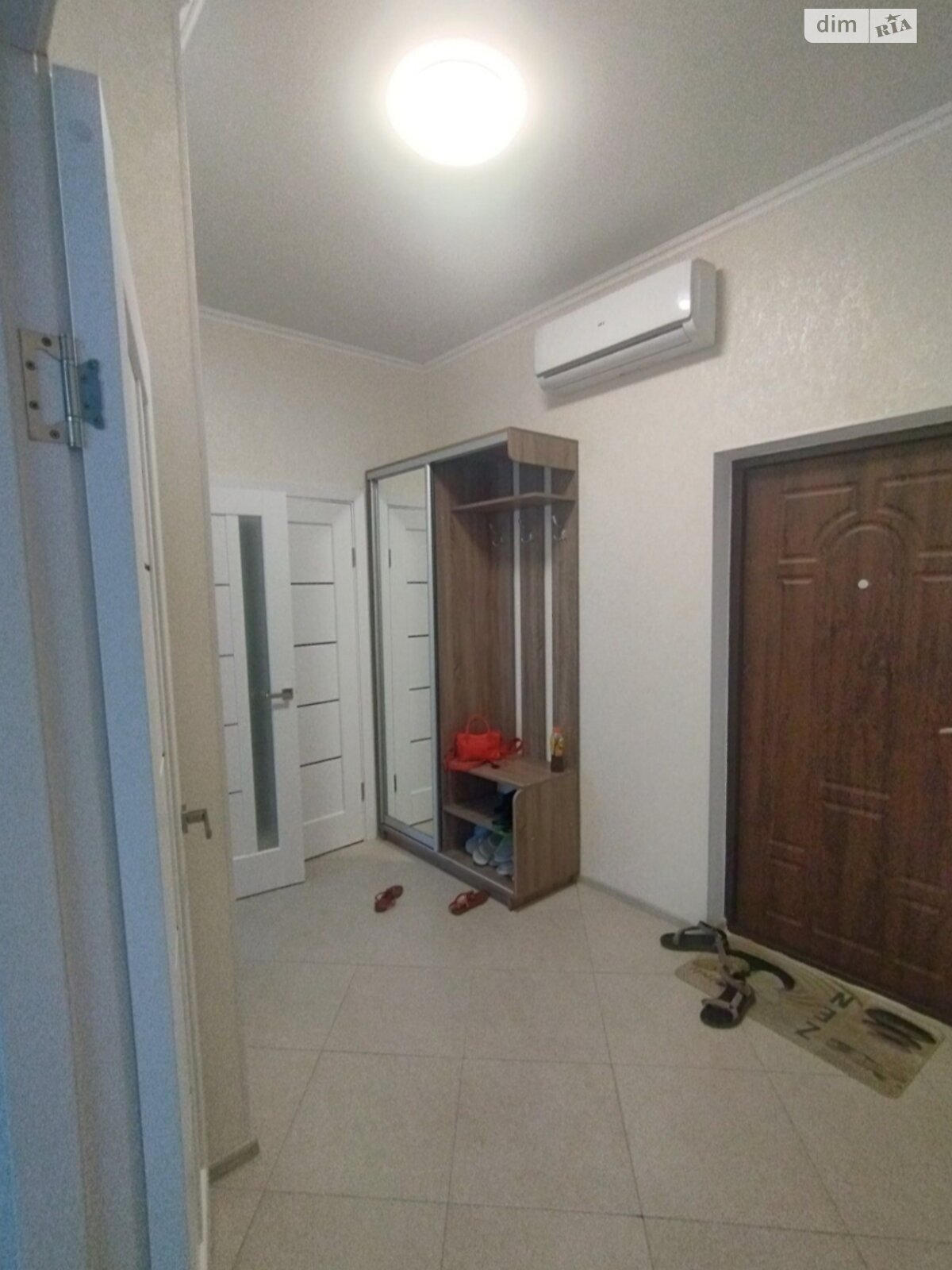 однокімнатна квартира в Одесі, район Дача Ковалевського, на вул. Дача Ковалевського 121/1 в довготривалу оренду помісячно фото 1 однокімнатна квартира в Одесі, район Дача Ковалевського, на вул. Дача Ковалевського 121/1 в довготривалу оренду помісячно фото 1