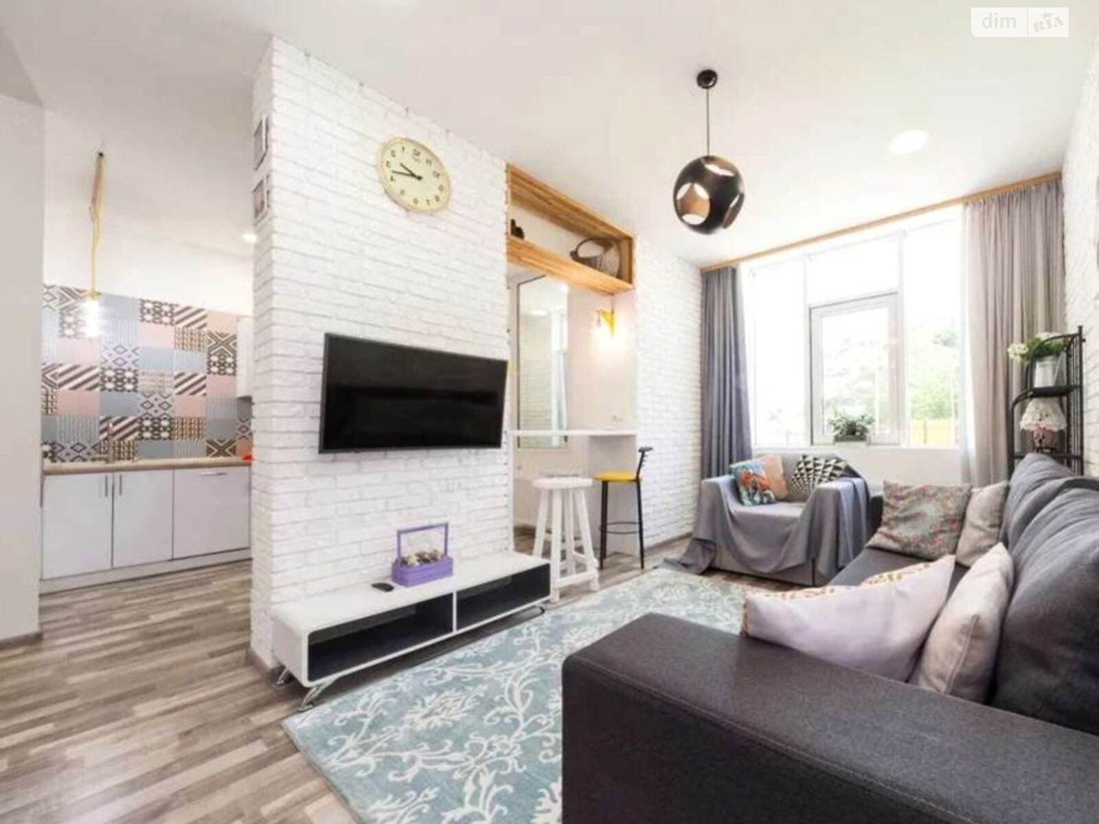 однокомнатная квартира в Одессе, на бул. Французский 60Г в аренду на долгий срок помесячно фото 1 однокомнатная квартира в Одессе, на бул. Французский 60Г в аренду на долгий срок помесячно фото 1