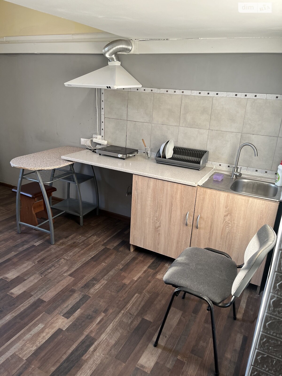 однокомнатная квартира в Одессе, район Хаджибейский, на ул. Химическая 1/7 в аренду на долгий срок помесячно фото 1 однокомнатная квартира в Одессе, район Хаджибейский, на ул. Химическая 1/7 в аренду на долгий срок помесячно фото 1