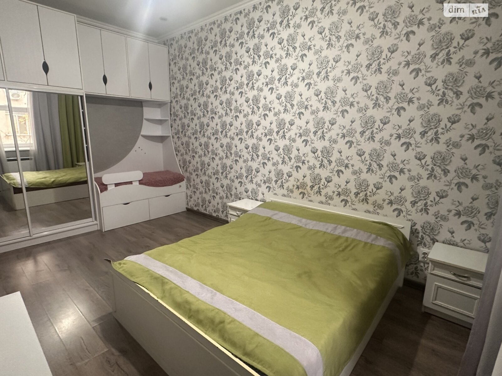 однокімнатна квартира в Одесі, район Хаджибейський, на вул. Боровського Миколи 1/7 в довготривалу оренду помісячно фото 1