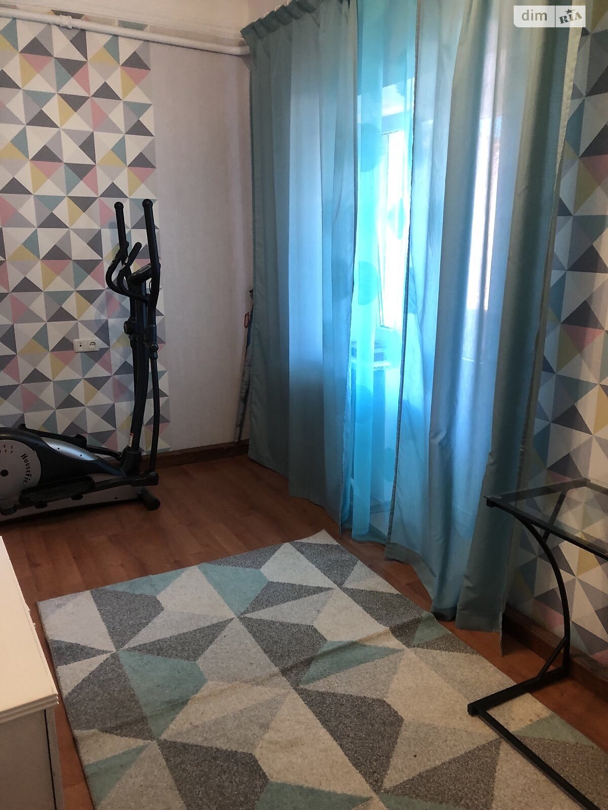 двокімнатна квартира в Одесі, район Хаджибейський, на вул. Дальницька в довготривалу оренду помісячно фото 1 двокімнатна квартира в Одесі, район Хаджибейський, на вул. Дальницька в довготривалу оренду помісячно фото 1