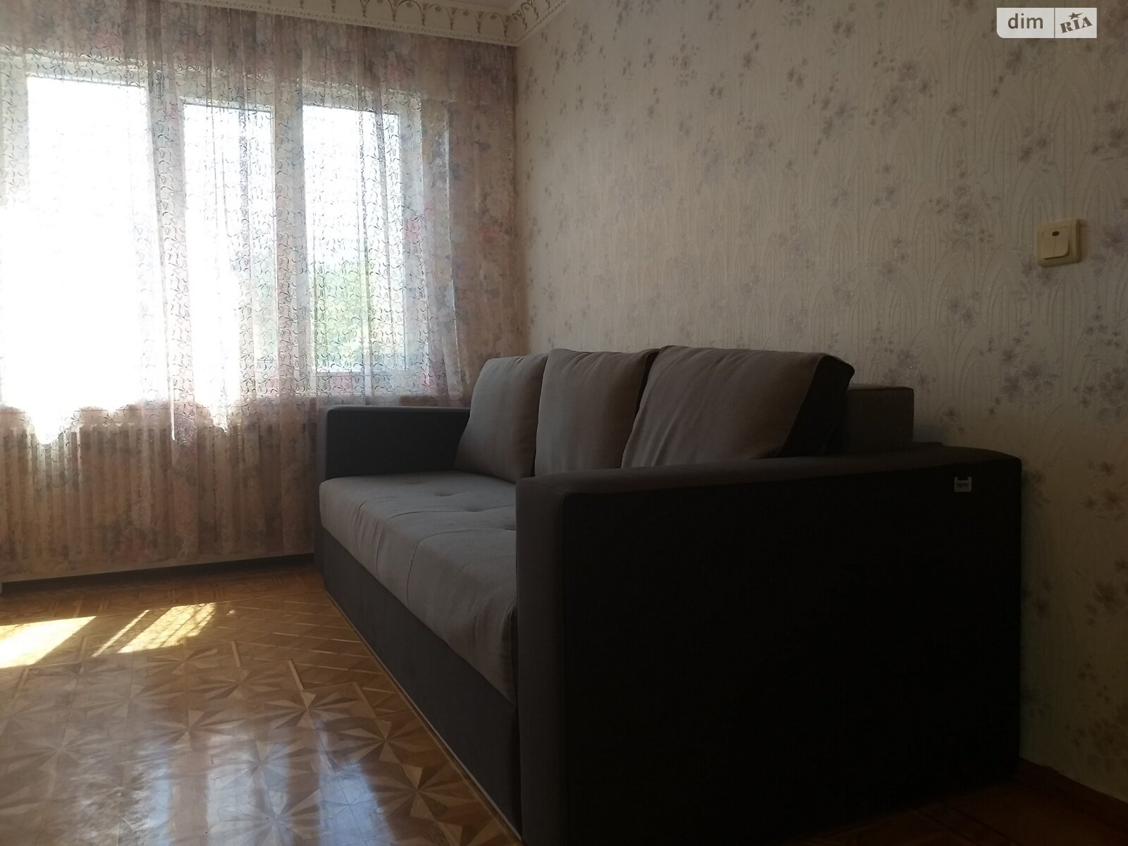 однокімнатна квартира з ремонтом в Одесі, район Хаджибейський, на дор. Овідіопольська 3/71, кв. 13 в довготривалу оренду помісячно фото 1 однокімнатна квартира з ремонтом в Одесі, район Хаджибейський, на дор. Овідіопольська 3/71, кв. 13 в довготривалу оренду помісячно фото 1