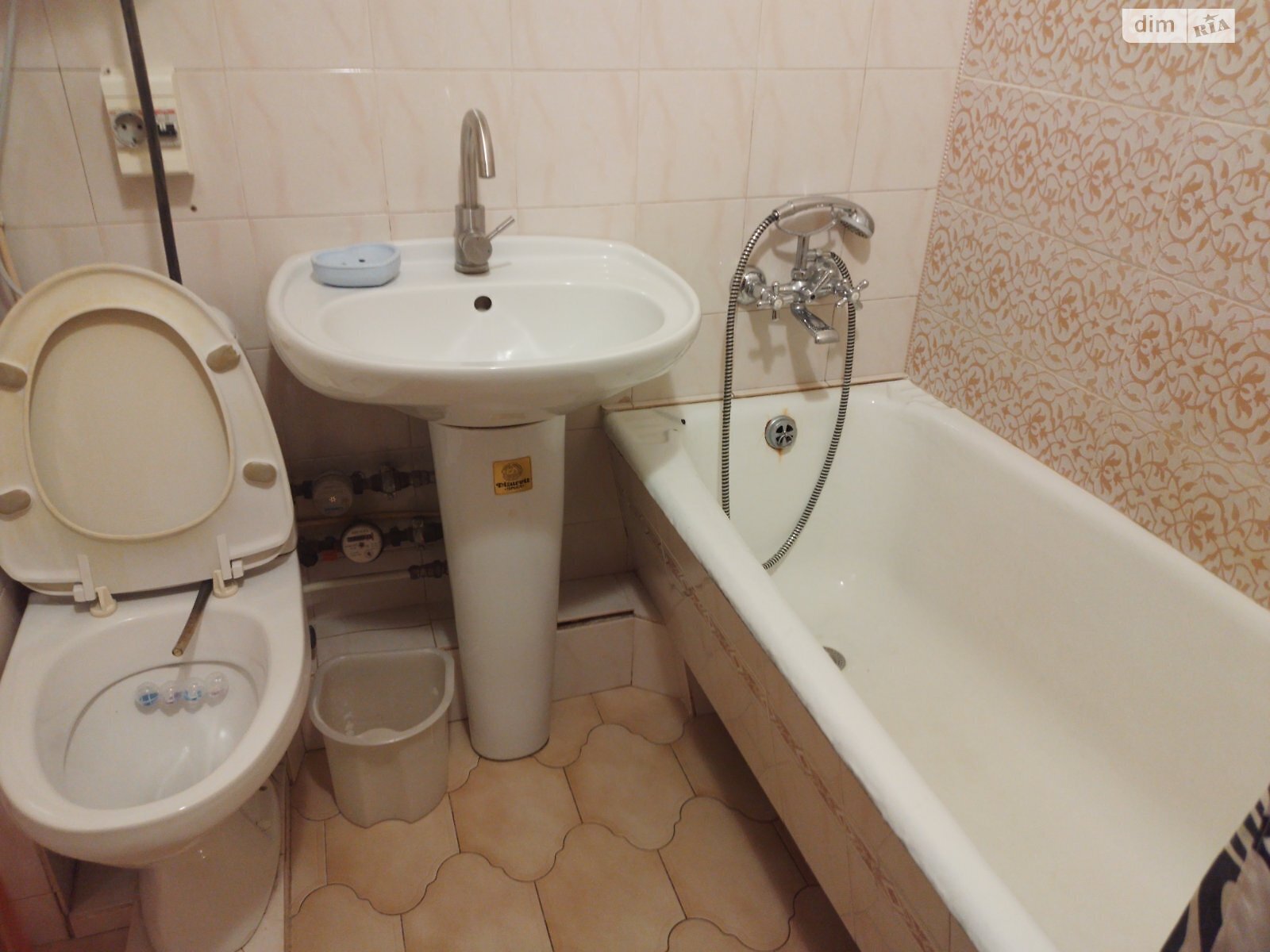 однокімнатна квартира з ремонтом в Одесі, район Хаджибейський, на дор. Овідіопольська 3/71, кв. 13 в довготривалу оренду помісячно фото 1 однокімнатна квартира з ремонтом в Одесі, район Хаджибейський, на дор. Овідіопольська 3/71, кв. 13 в довготривалу оренду помісячно фото 1