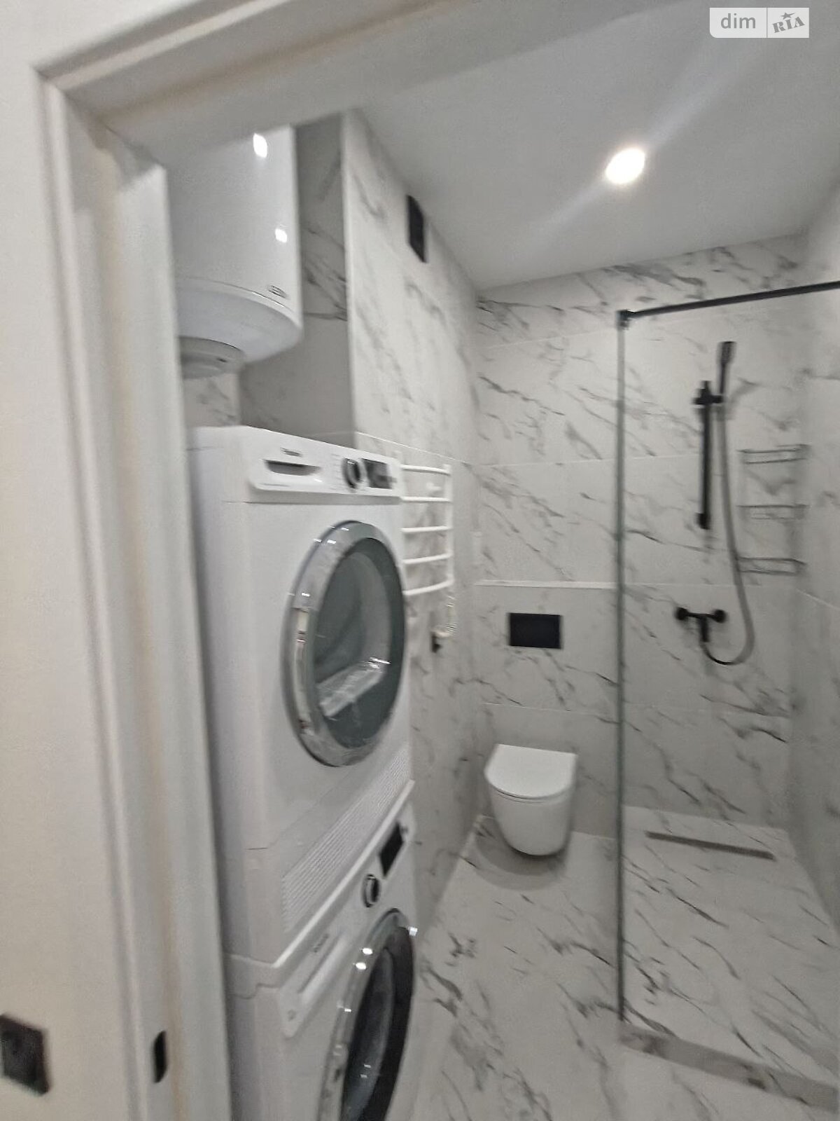 однокомнатная квартира в Одессе, район Хаджибейский, на ул. Радостная 29 корпус 2 в аренду на долгий срок помесячно фото 1