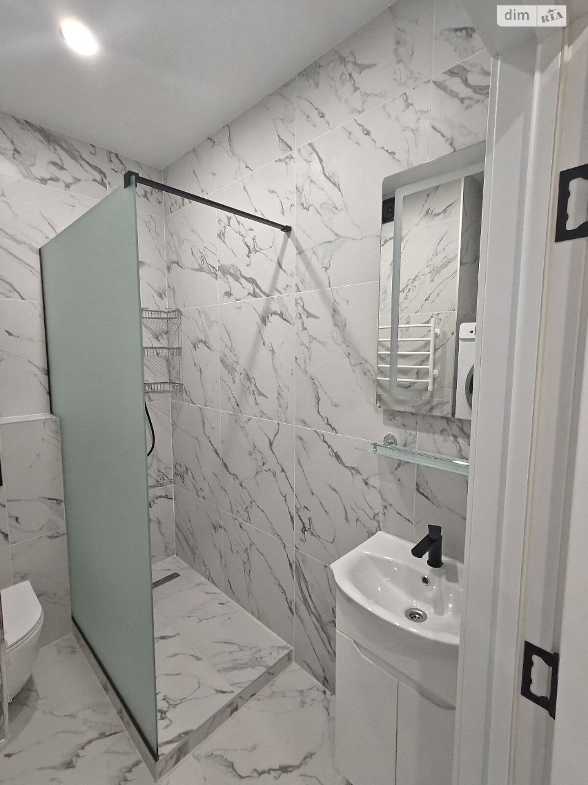 однокомнатная квартира в Одессе, район Хаджибейский, на ул. Радостная 29 корпус 2 в аренду на долгий срок помесячно фото 1