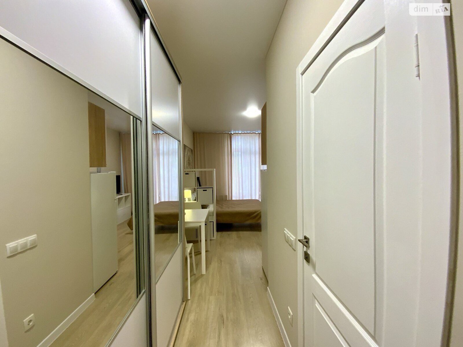 однокомнатная квартира в Одессе, район Хаджибейский, на ул. Радостная 29 корпус 2 в аренду на долгий срок помесячно фото 1 однокомнатная квартира в Одессе, район Хаджибейский, на ул. Радостная 29 корпус 2 в аренду на долгий срок помесячно фото 1