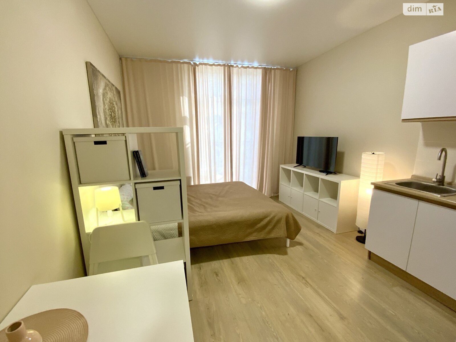 однокомнатная квартира в Одессе, район Хаджибейский, на ул. Радостная 29 корпус 2 в аренду на долгий срок помесячно фото 1 однокомнатная квартира в Одессе, район Хаджибейский, на ул. Радостная 29 корпус 2 в аренду на долгий срок помесячно фото 1