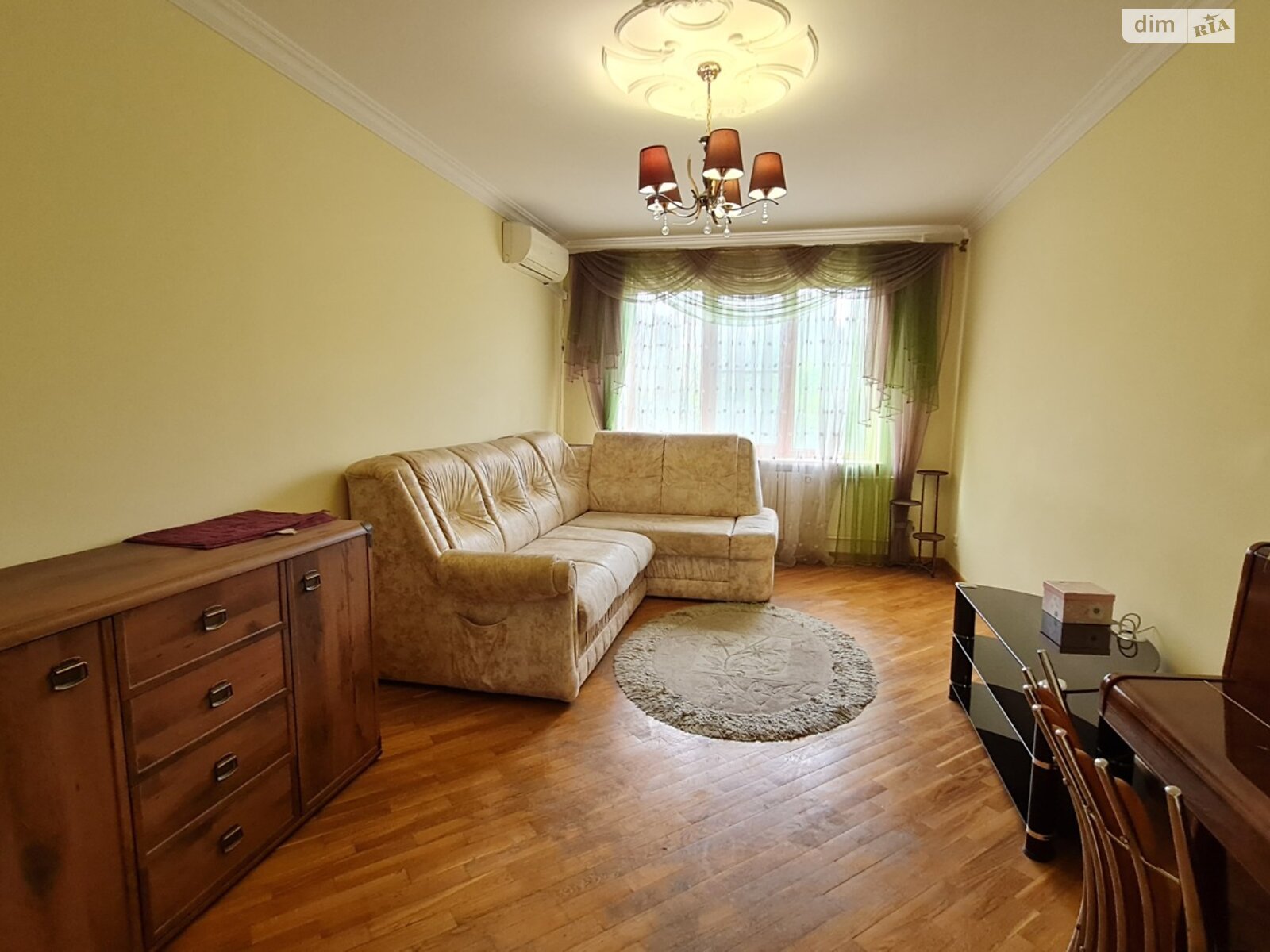 трикімнатна квартира в Одесі, район Київський, на вул. Архітекторська 20 в довготривалу оренду помісячно фото 1 трикімнатна квартира в Одесі, район Київський, на вул. Архітекторська 20 в довготривалу оренду помісячно фото 1