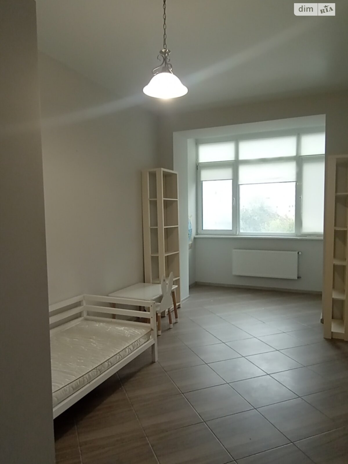 трикімнатна квартира в Одесі, район Київський, на вул. Євгена Чикаленка 56А в довготривалу оренду помісячно фото 1 трикімнатна квартира в Одесі, район Київський, на вул. Євгена Чикаленка 56А в довготривалу оренду помісячно фото 1