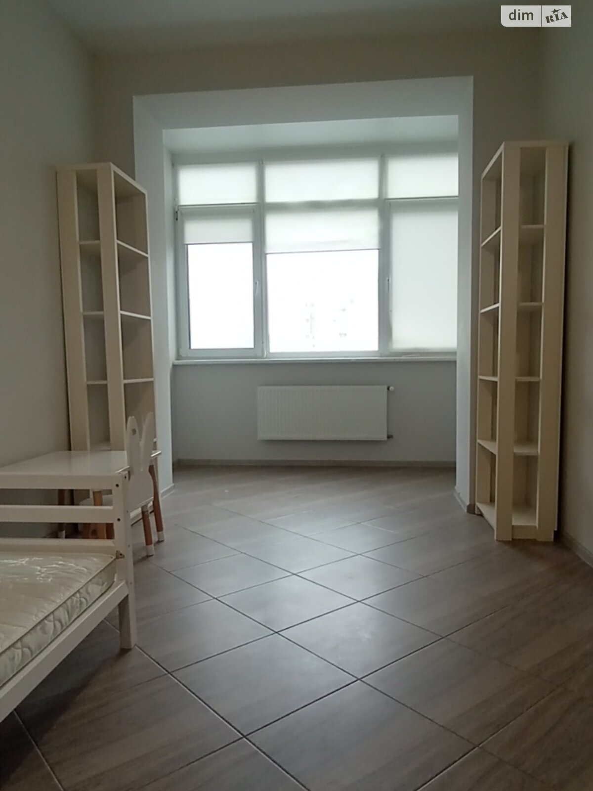 трикімнатна квартира в Одесі, район Київський, на вул. Євгена Чикаленка 56А в довготривалу оренду помісячно фото 1 трикімнатна квартира в Одесі, район Київський, на вул. Євгена Чикаленка 56А в довготривалу оренду помісячно фото 1