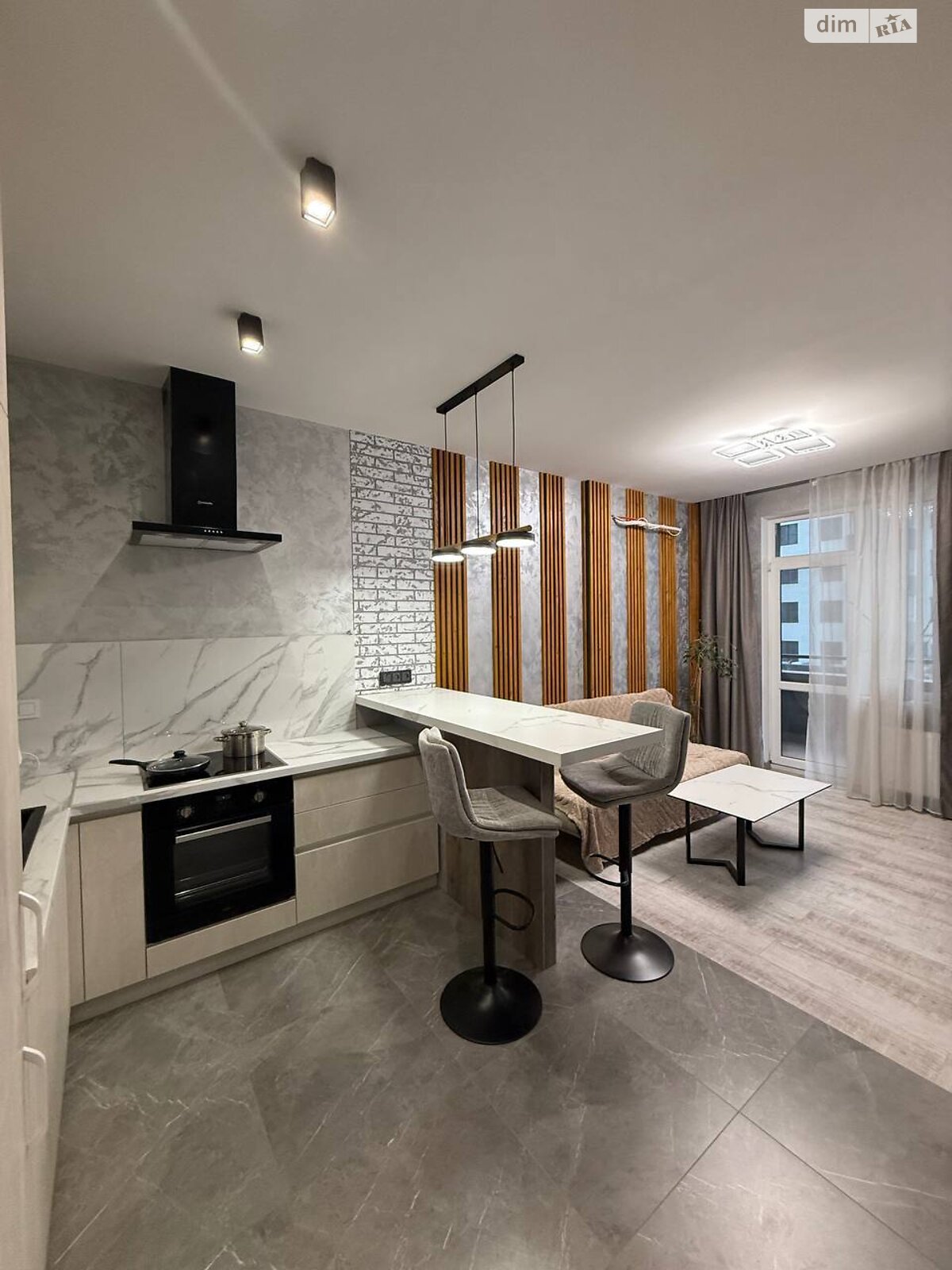 однокомнатная квартира в Одессе, район Киевский, на ул. Евгения Чикаленко 93/1 в аренду на долгий срок помесячно фото 1