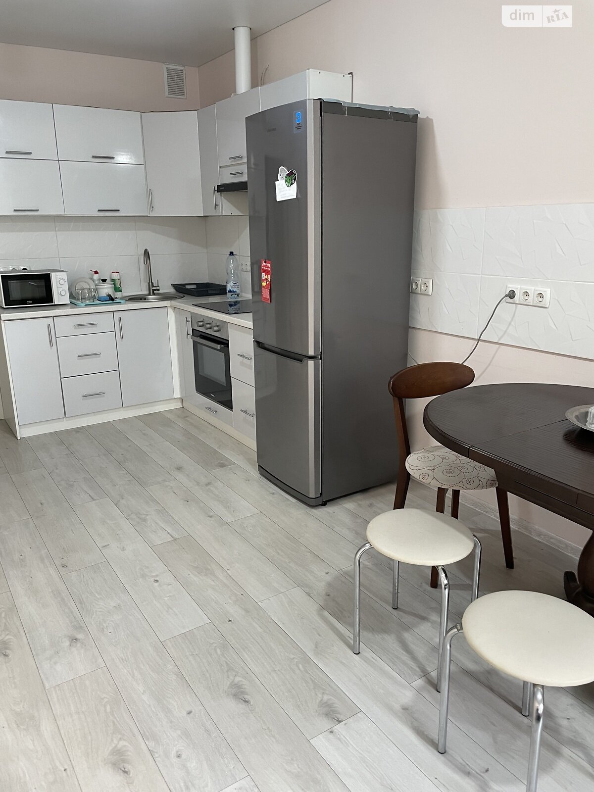 двухкомнатная квартира с ремонтом в Одессе, район Киевский, на ул. Гранитная 2 в аренду на долгий срок помесячно фото 1 двухкомнатная квартира с ремонтом в Одессе, район Киевский, на ул. Гранитная 2 в аренду на долгий срок помесячно фото 1