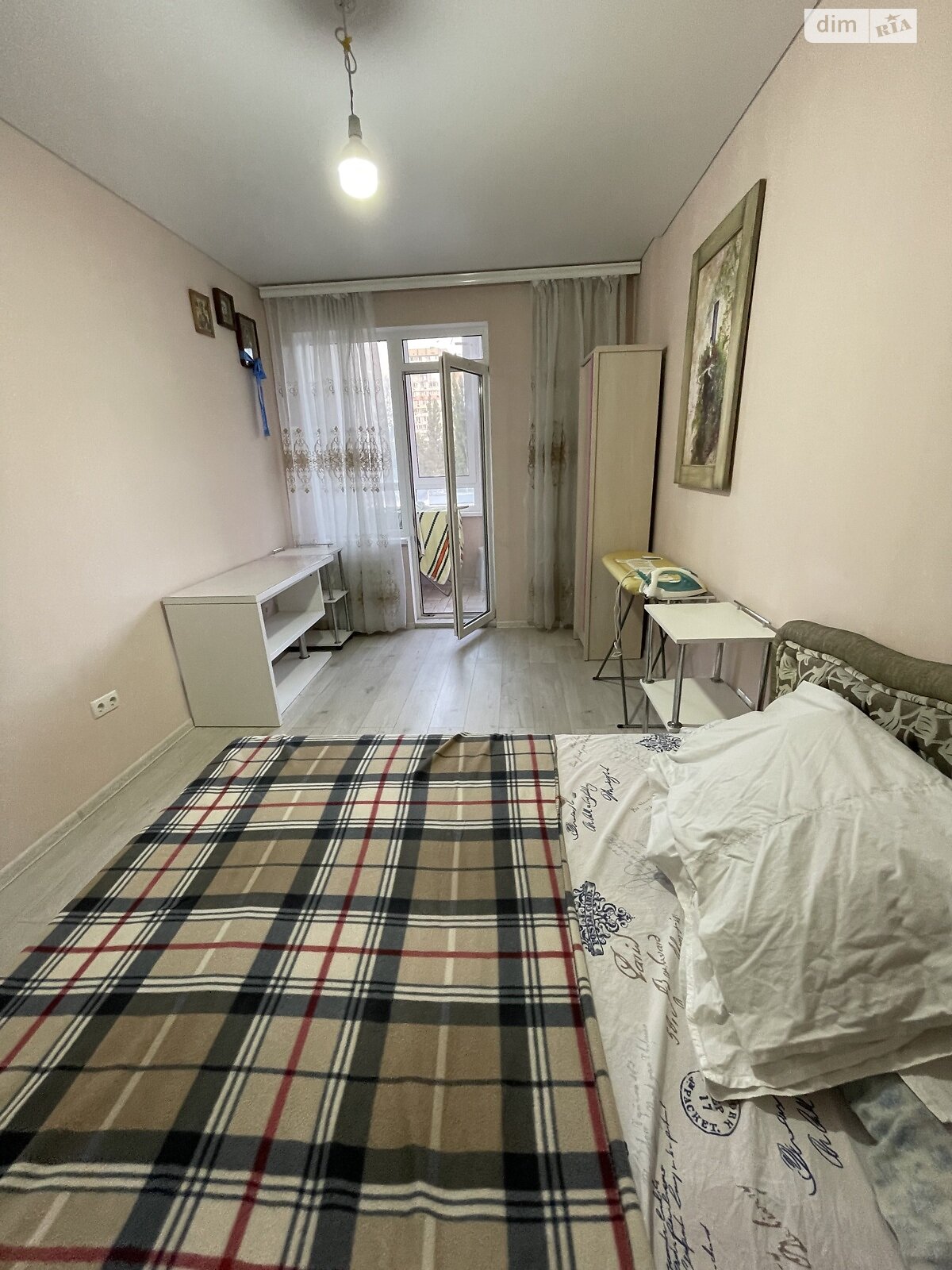 двухкомнатная квартира с ремонтом в Одессе, район Киевский, на ул. Гранитная 2 в аренду на долгий срок помесячно фото 1 двухкомнатная квартира с ремонтом в Одессе, район Киевский, на ул. Гранитная 2 в аренду на долгий срок помесячно фото 1