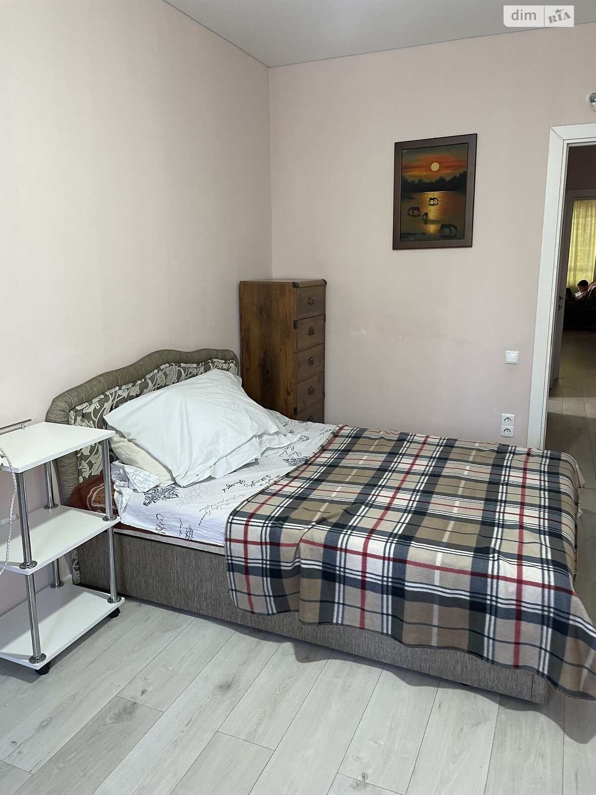 двухкомнатная квартира с ремонтом в Одессе, район Киевский, на ул. Гранитная 2 в аренду на долгий срок помесячно фото 1 двухкомнатная квартира с ремонтом в Одессе, район Киевский, на ул. Гранитная 2 в аренду на долгий срок помесячно фото 1