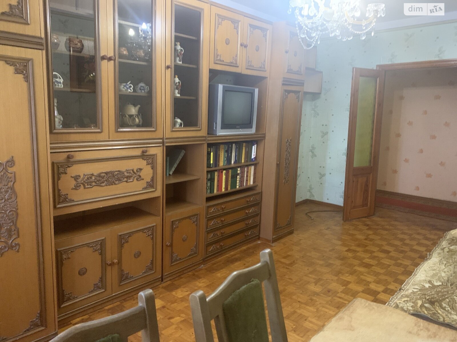 трехкомнатная квартира в Одессе, район Киевский, на просп. Князя Ярослава Мудрого 1А в аренду на долгий срок помесячно фото 1