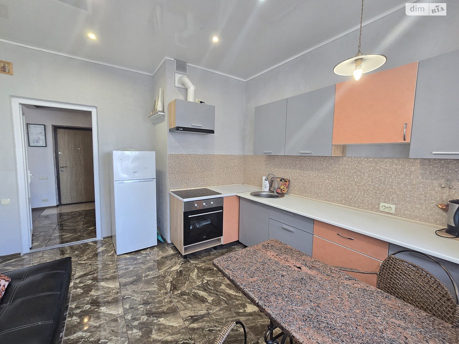 однокімнатна квартира в Одесі, район undefined, на вул. Люстдорфська дорога 90А в довготривалу оренду помісячно фото 1