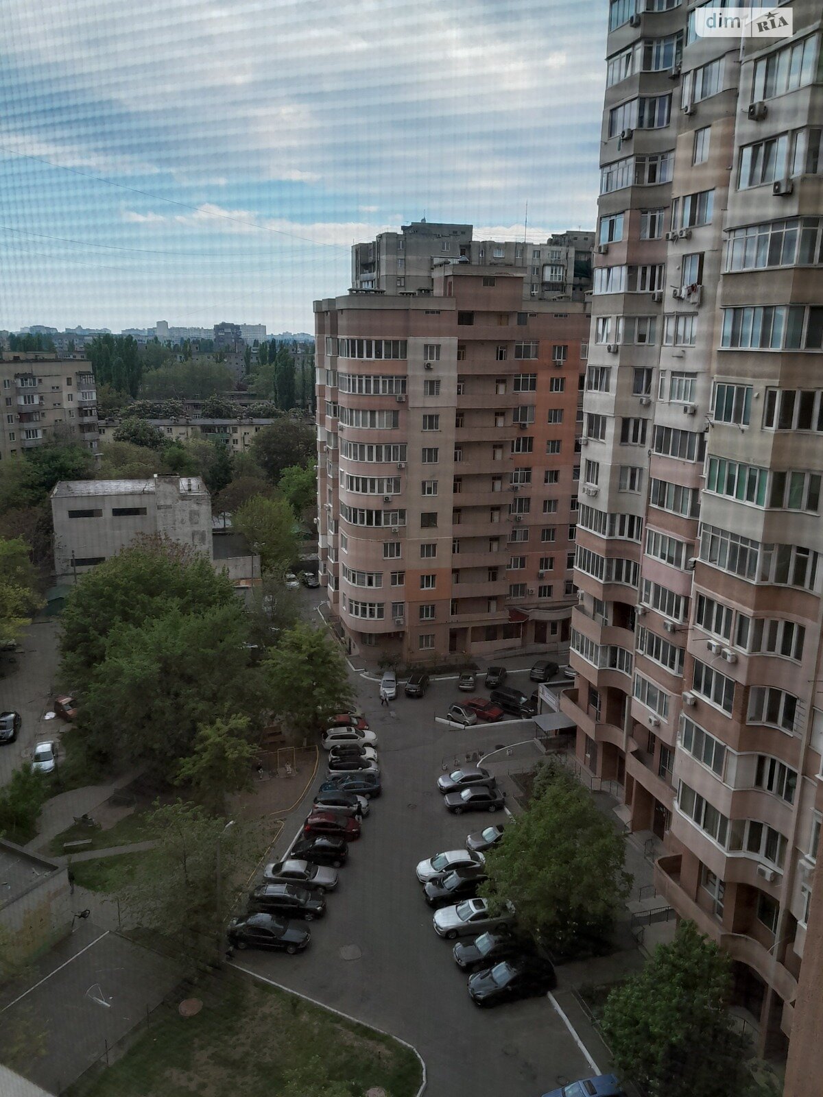 однокомнатная квартира в Одессе, район Киевский, на просп. Небесной Сотни 3/2 в аренду на долгий срок помесячно фото 1 однокомнатная квартира в Одессе, район Киевский, на просп. Небесной Сотни 3/2 в аренду на долгий срок помесячно фото 1