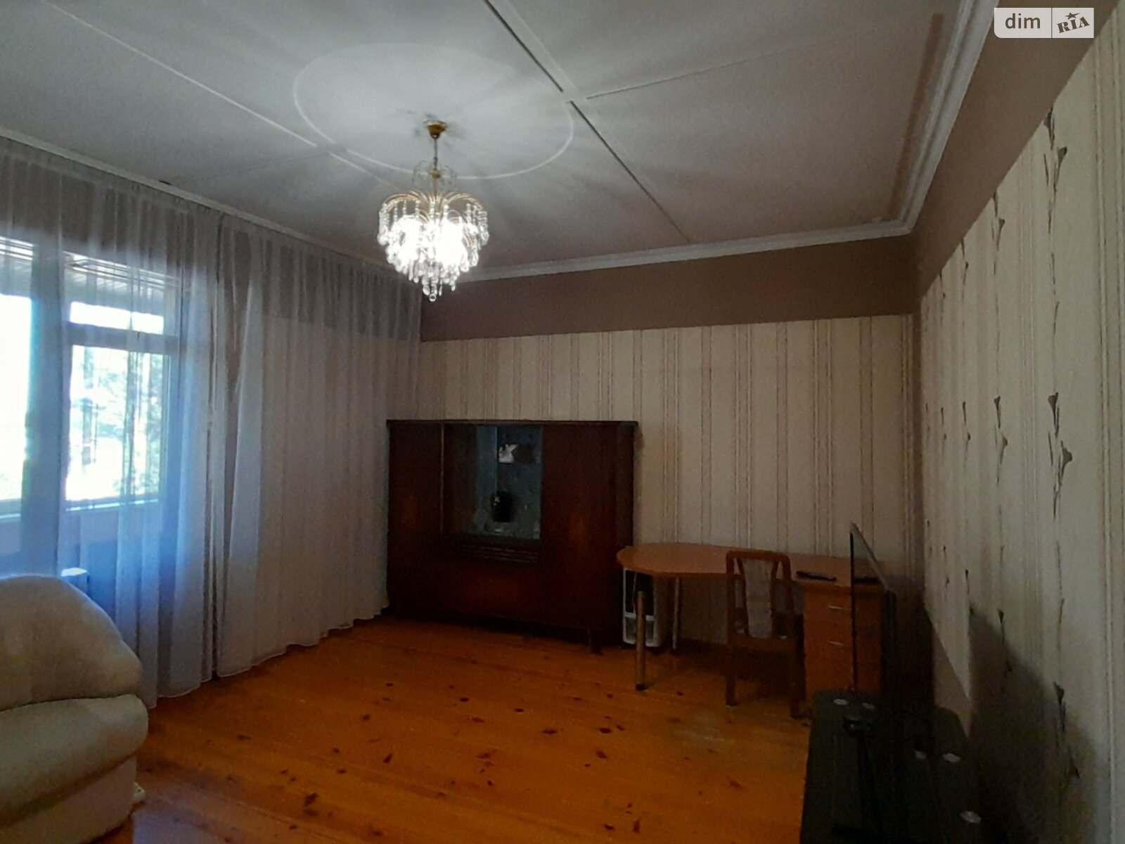 трикімнатна квартира в Одесі, район undefined, на просп. Небесної Сотні 4 в довготривалу оренду помісячно фото 1 трикімнатна квартира в Одесі, район undefined, на просп. Небесної Сотні 4 в довготривалу оренду помісячно фото 1