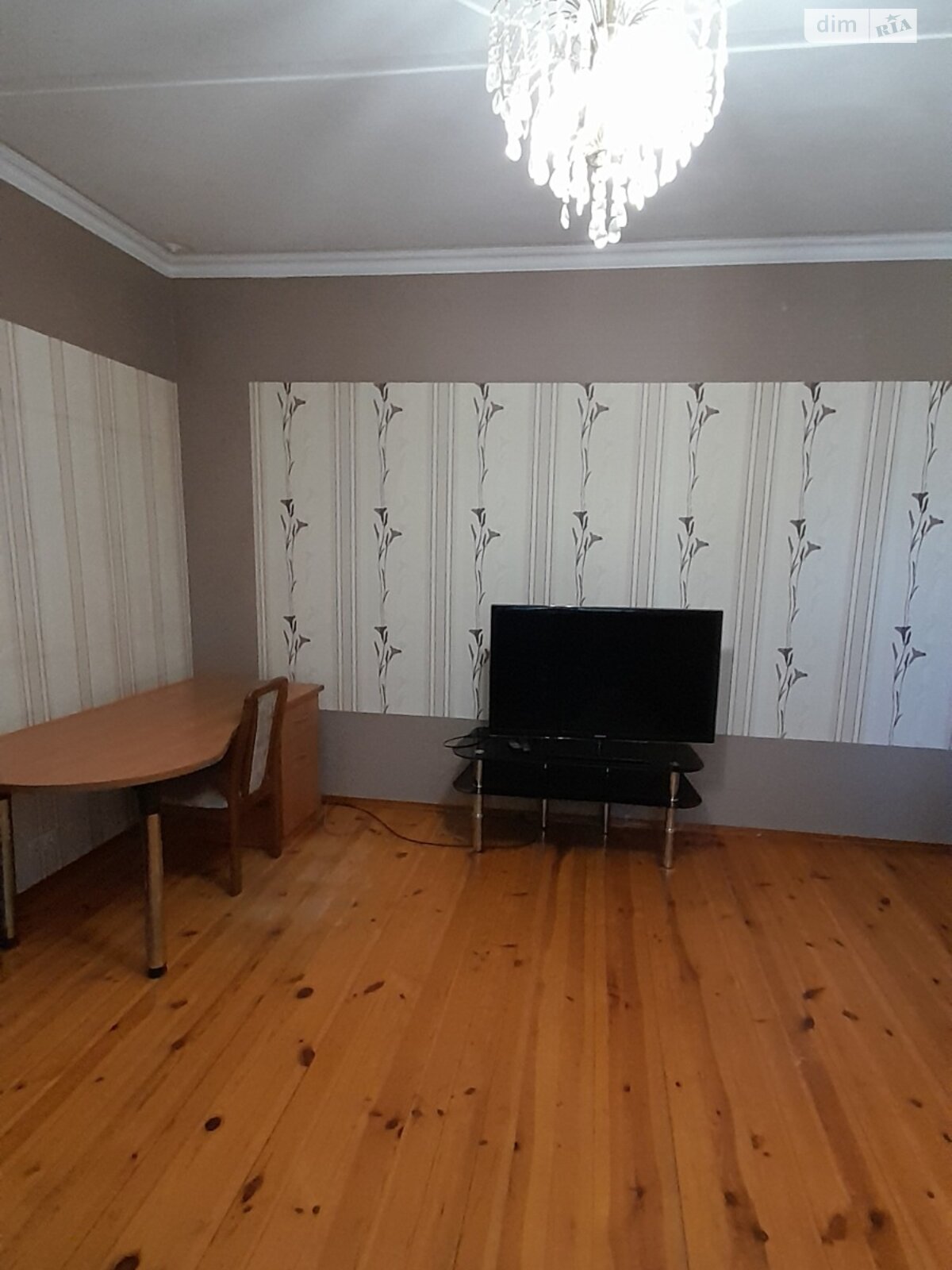 трикімнатна квартира в Одесі, район undefined, на просп. Небесної Сотні 4 в довготривалу оренду помісячно фото 1 трикімнатна квартира в Одесі, район undefined, на просп. Небесної Сотні 4 в довготривалу оренду помісячно фото 1