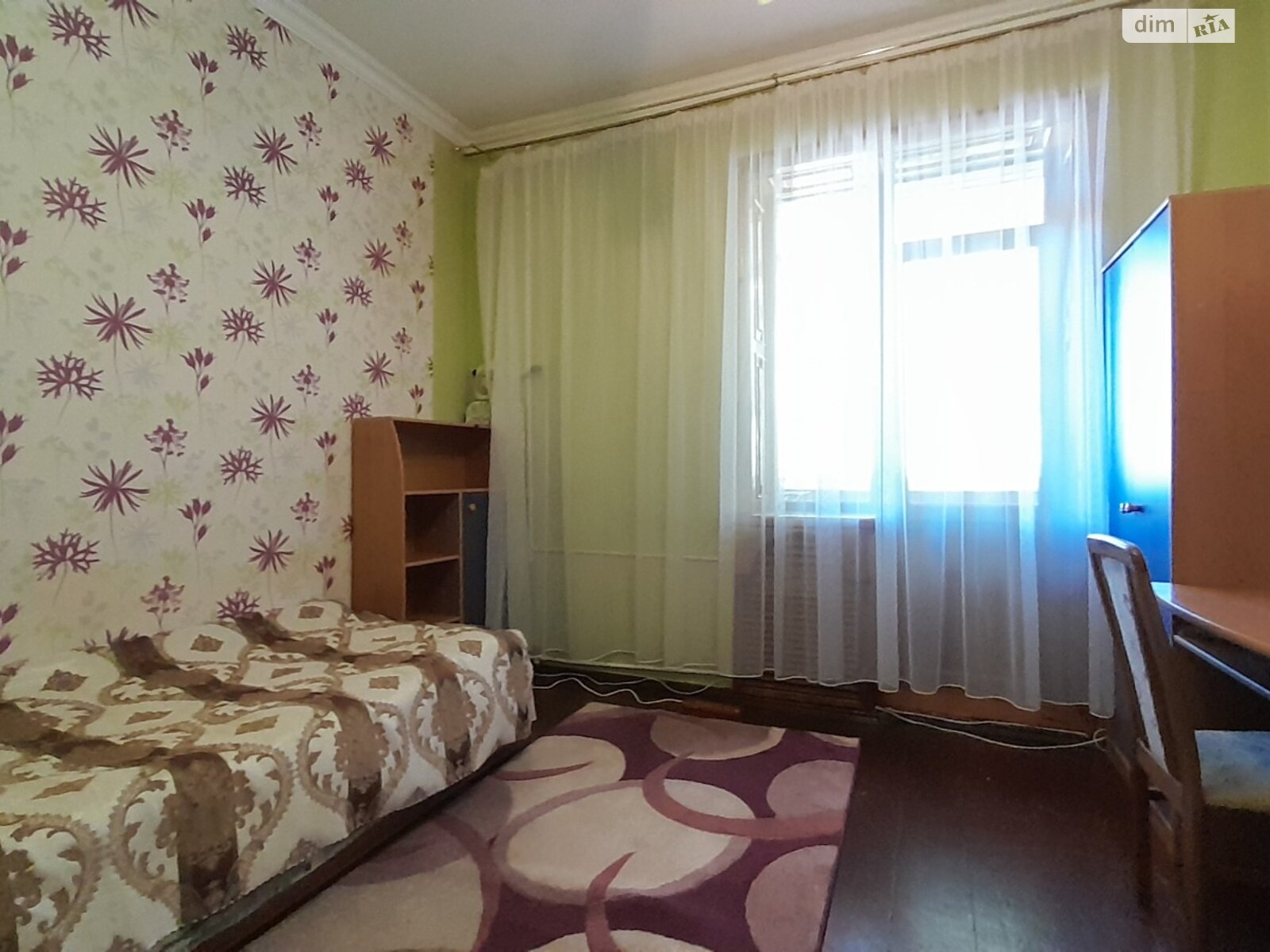 трикімнатна квартира в Одесі, район undefined, на просп. Небесної Сотні 4 в довготривалу оренду помісячно фото 1 трикімнатна квартира в Одесі, район undefined, на просп. Небесної Сотні 4 в довготривалу оренду помісячно фото 1